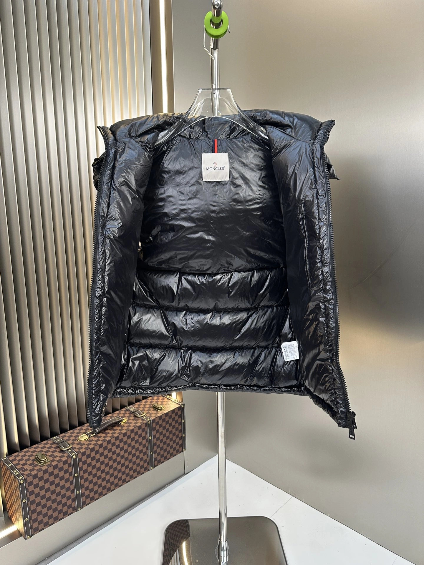 Moncler Down Jackets DailyWear 145544