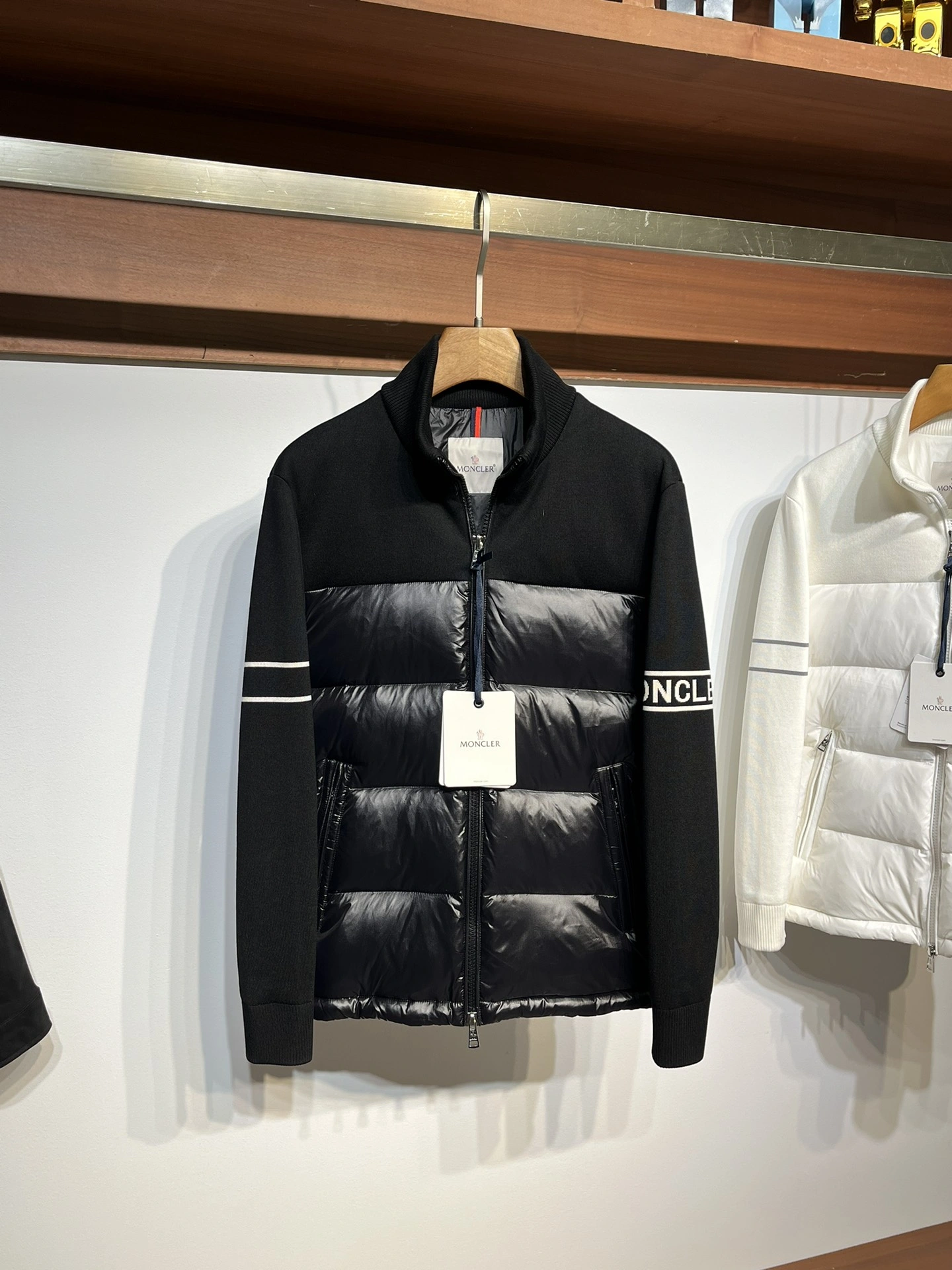 Affordable Moncler Down Jackets 145552