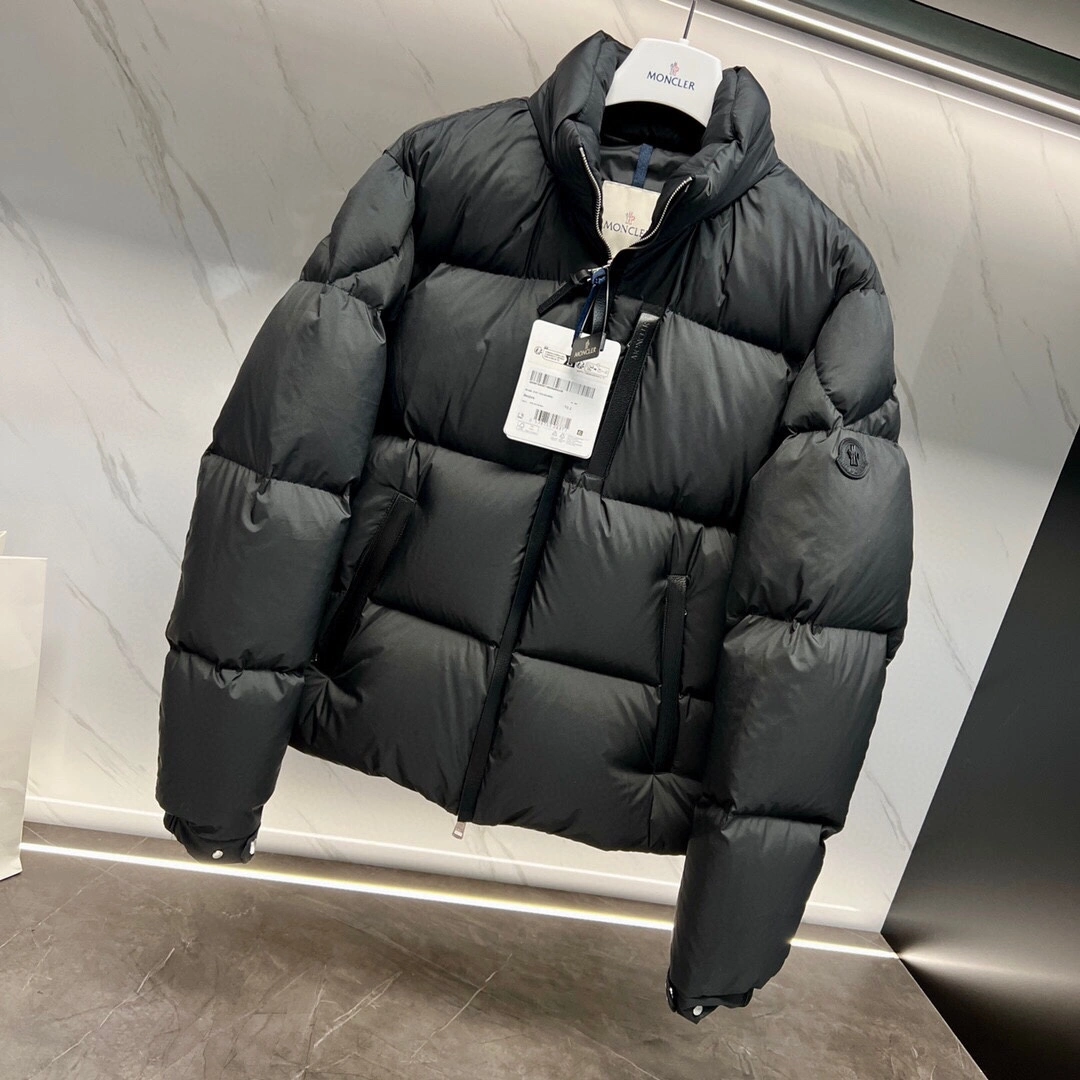 Moncler Down Jackets Stylish 145529