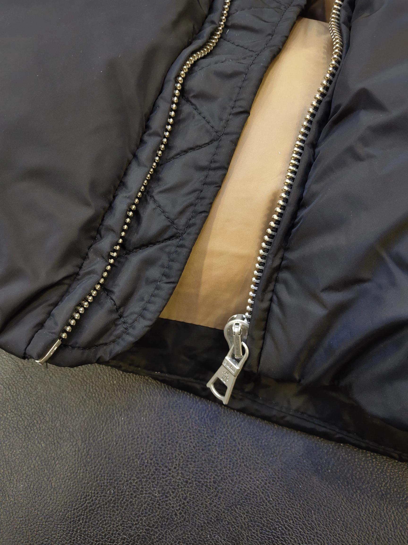 Moncler Down Jackets Attractive 145539