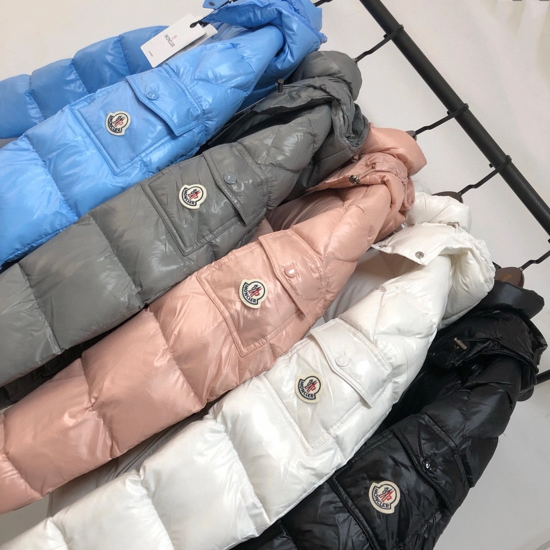 Moncler Down Jackets SmoothTexture 145554