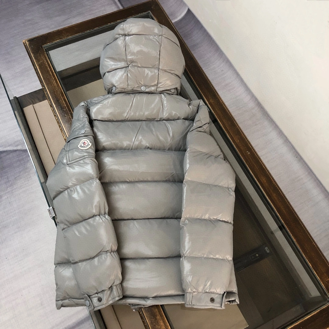 Moncler Down Jackets SmoothTexture 145554