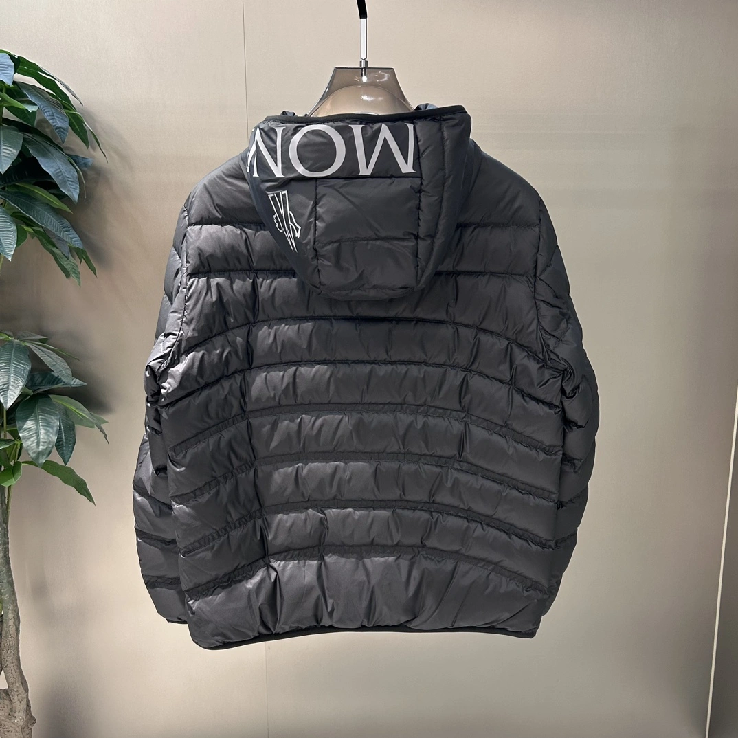 Affordable Moncler Down Jackets 145546