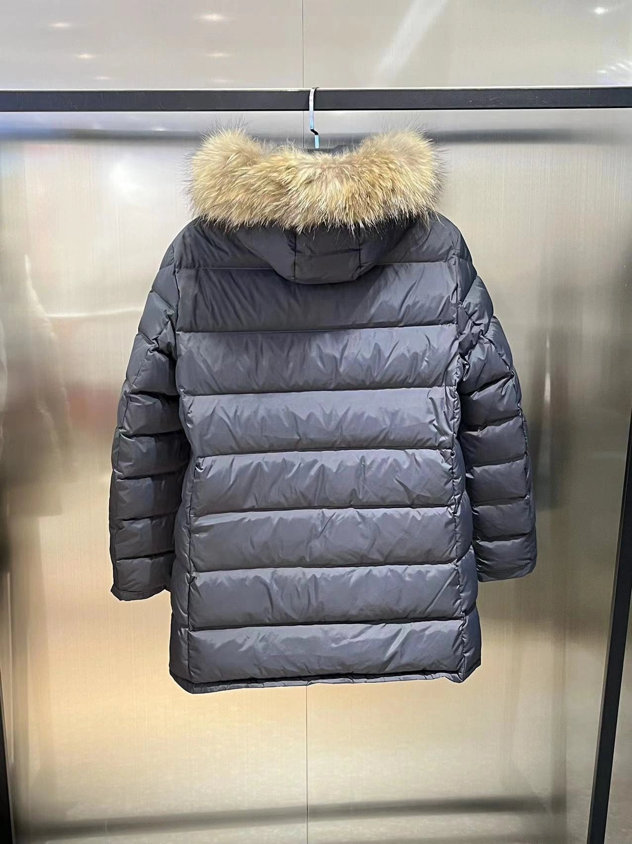 FreshLook Moncler Down Jackets 145547