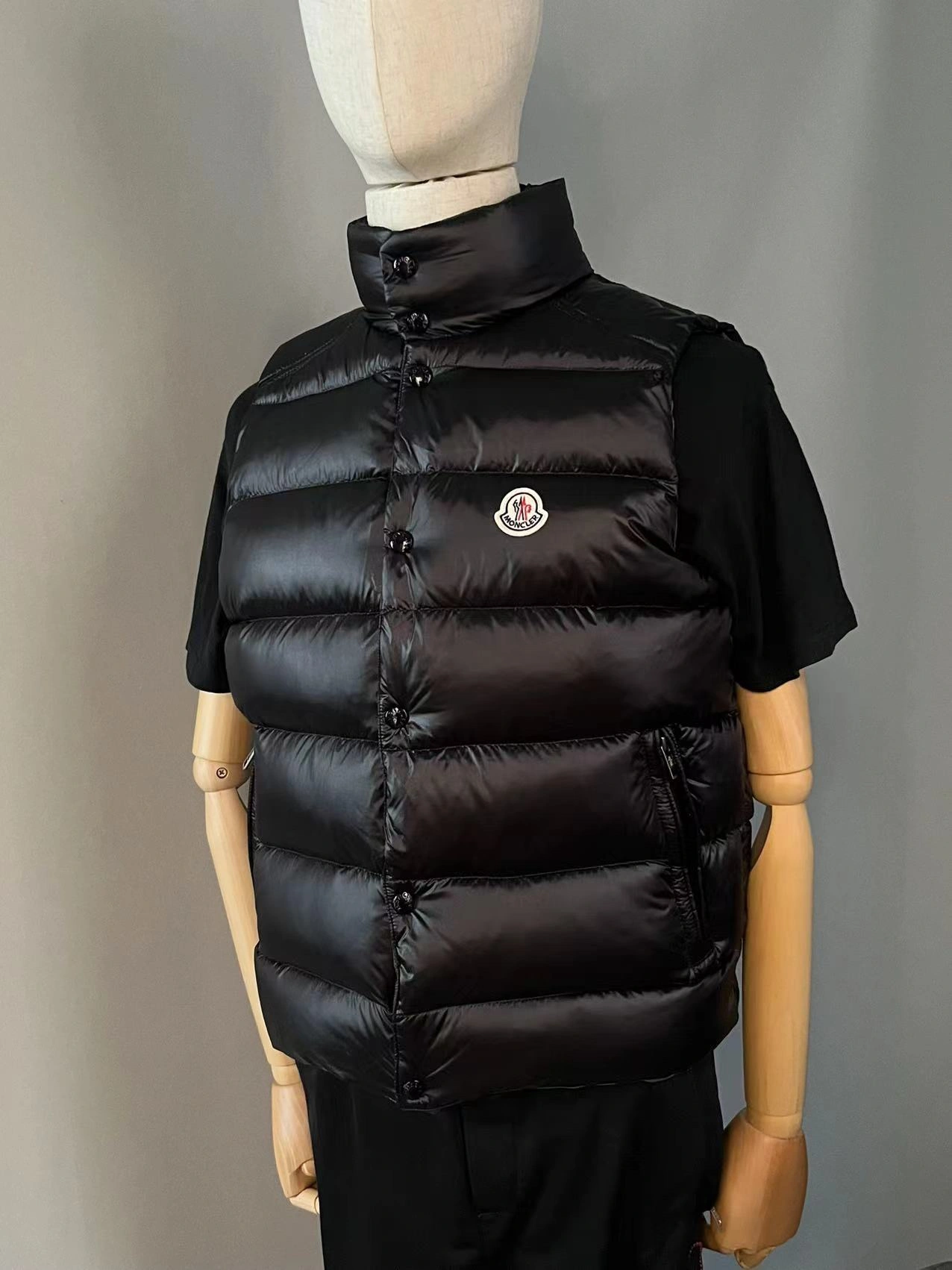 Moncler Down Jackets ZipUp 145534