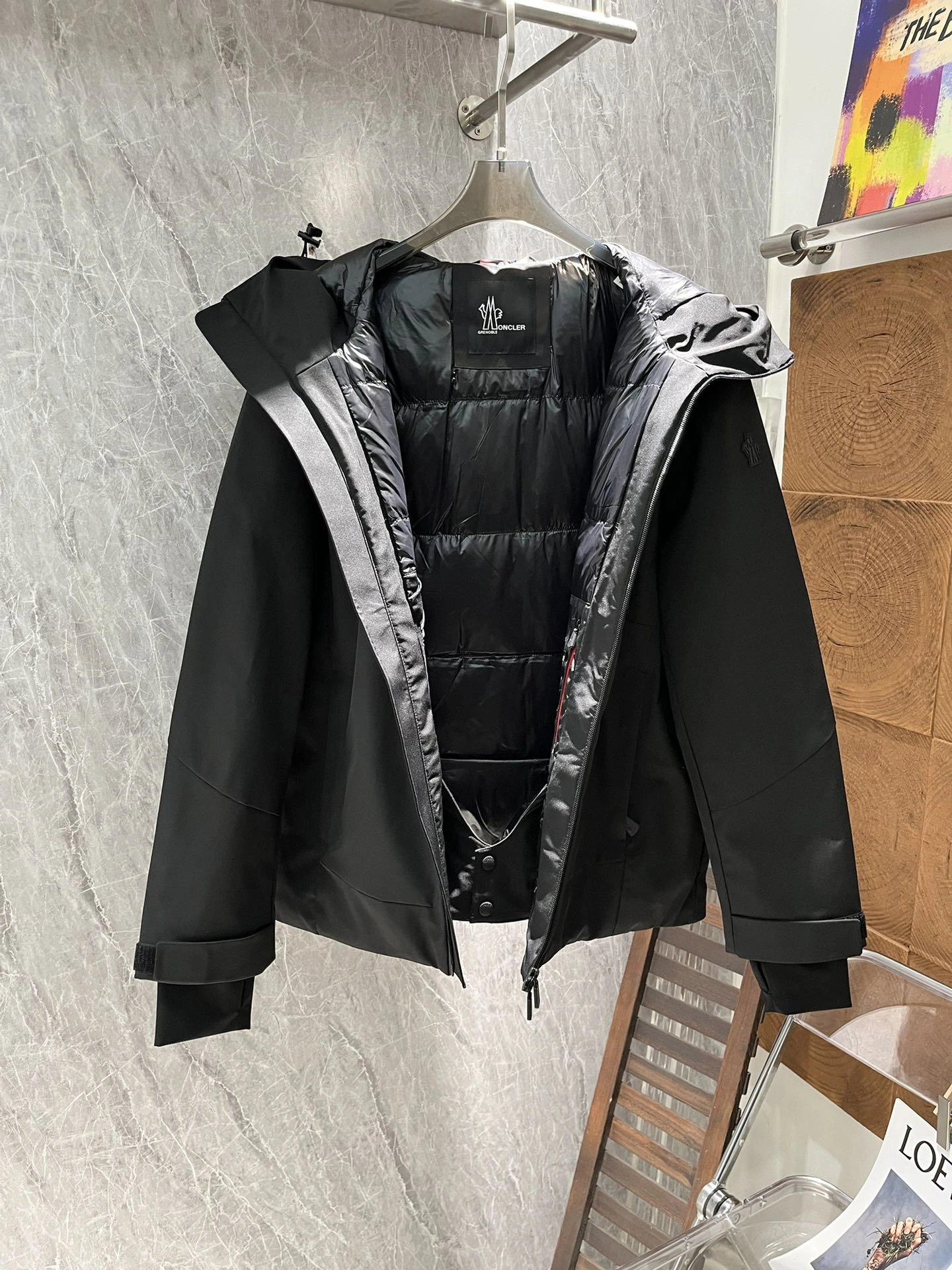 Moncler Down Jackets Bold 145537