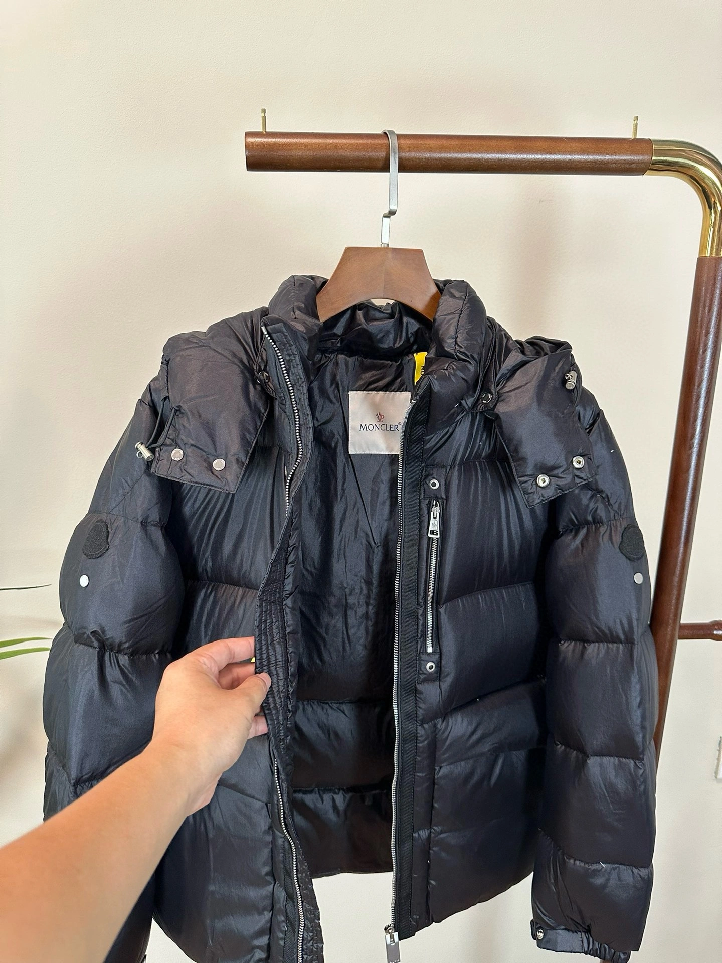 Comfortable Moncler Down Jackets 145545