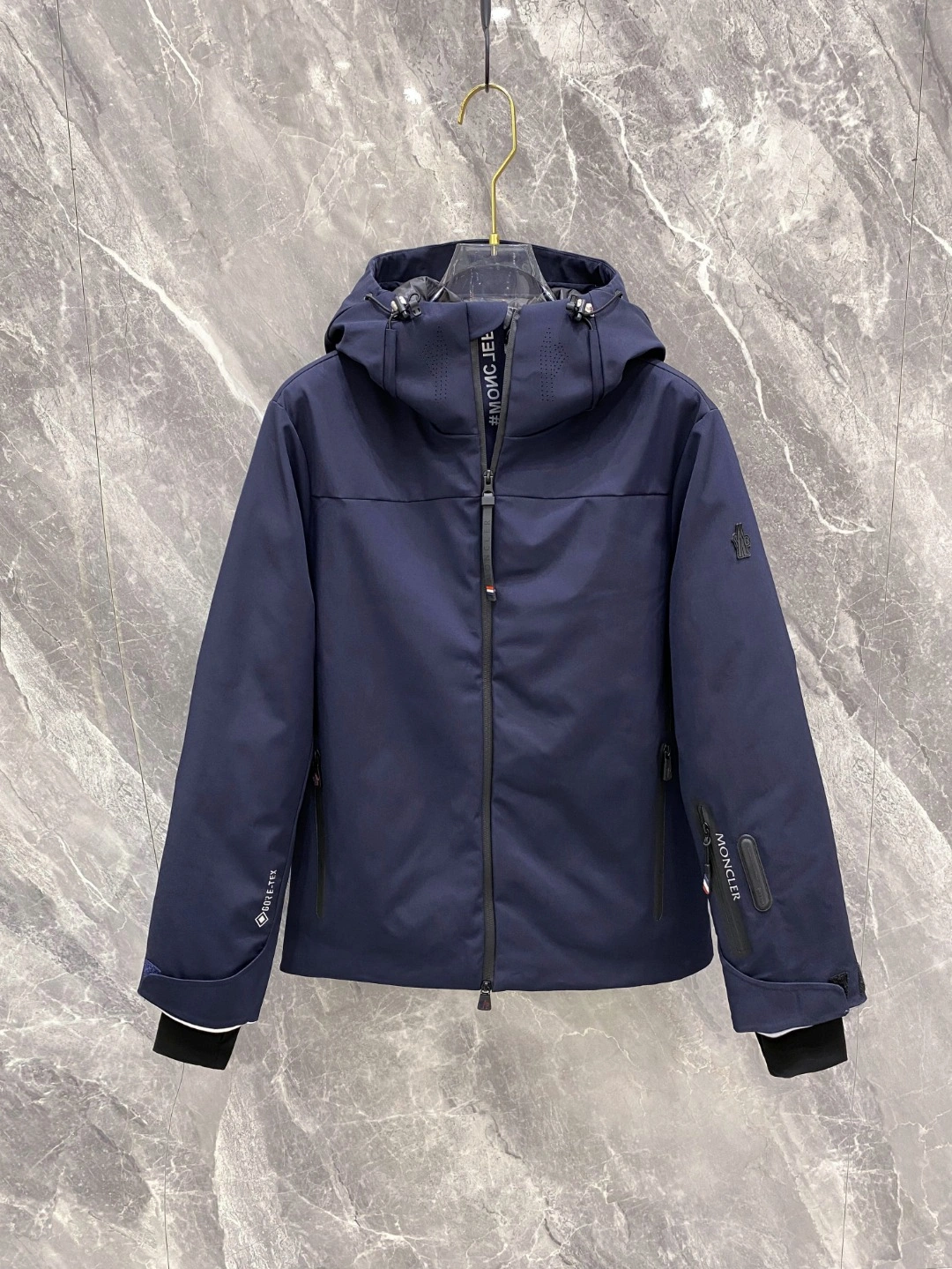 Neat Moncler Down Jackets 145525