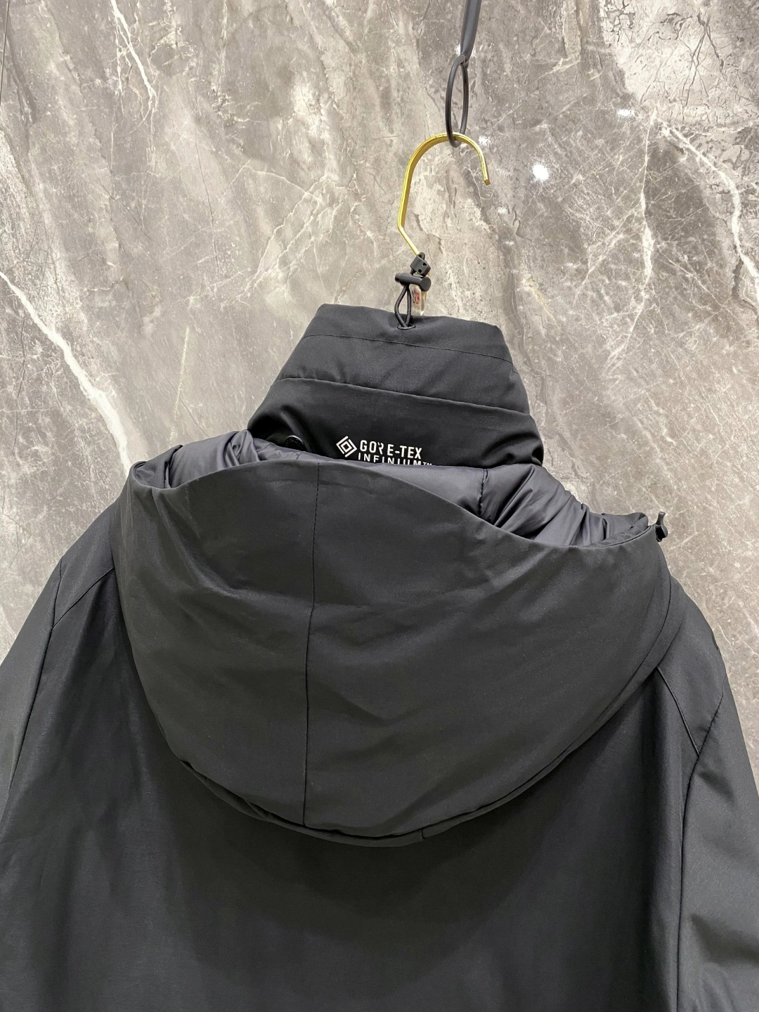 ComfortFit Moncler Down Jackets 145519
