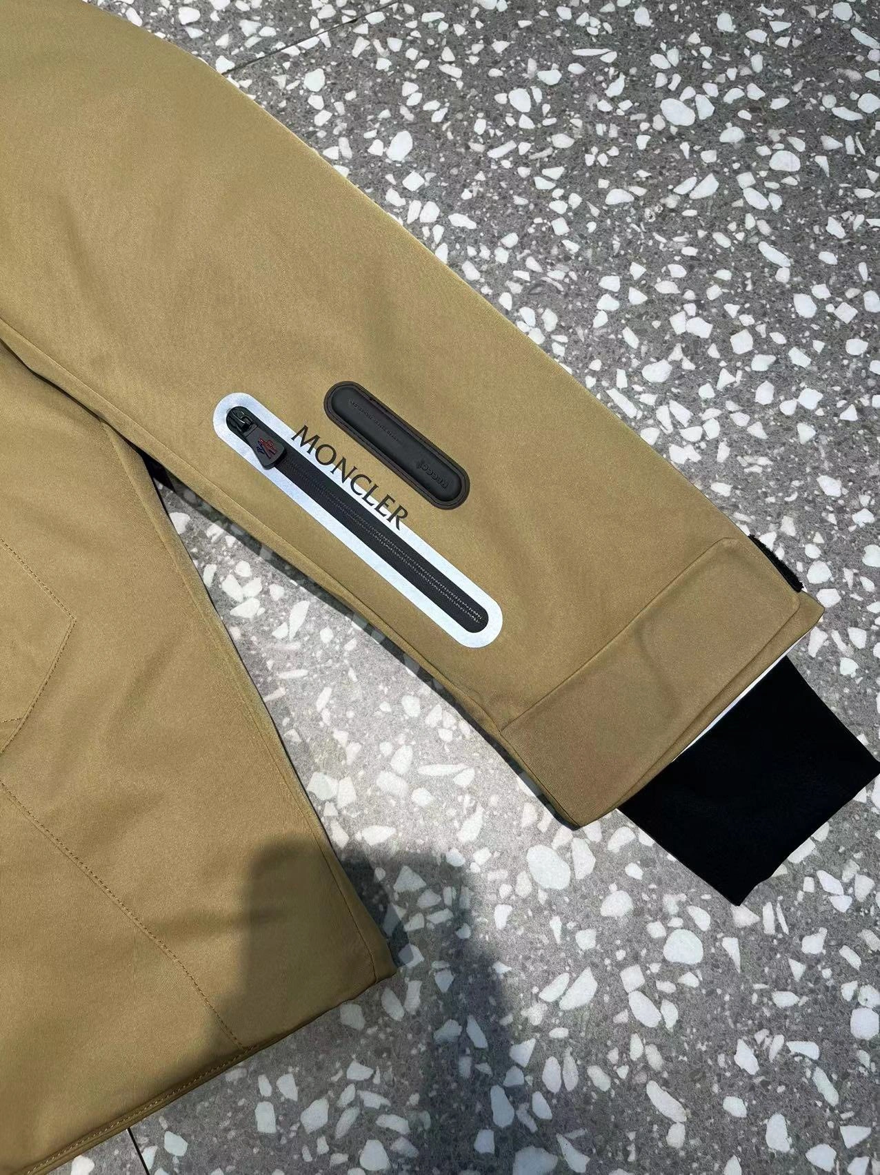 Stylish Moncler Down Jackets 145515