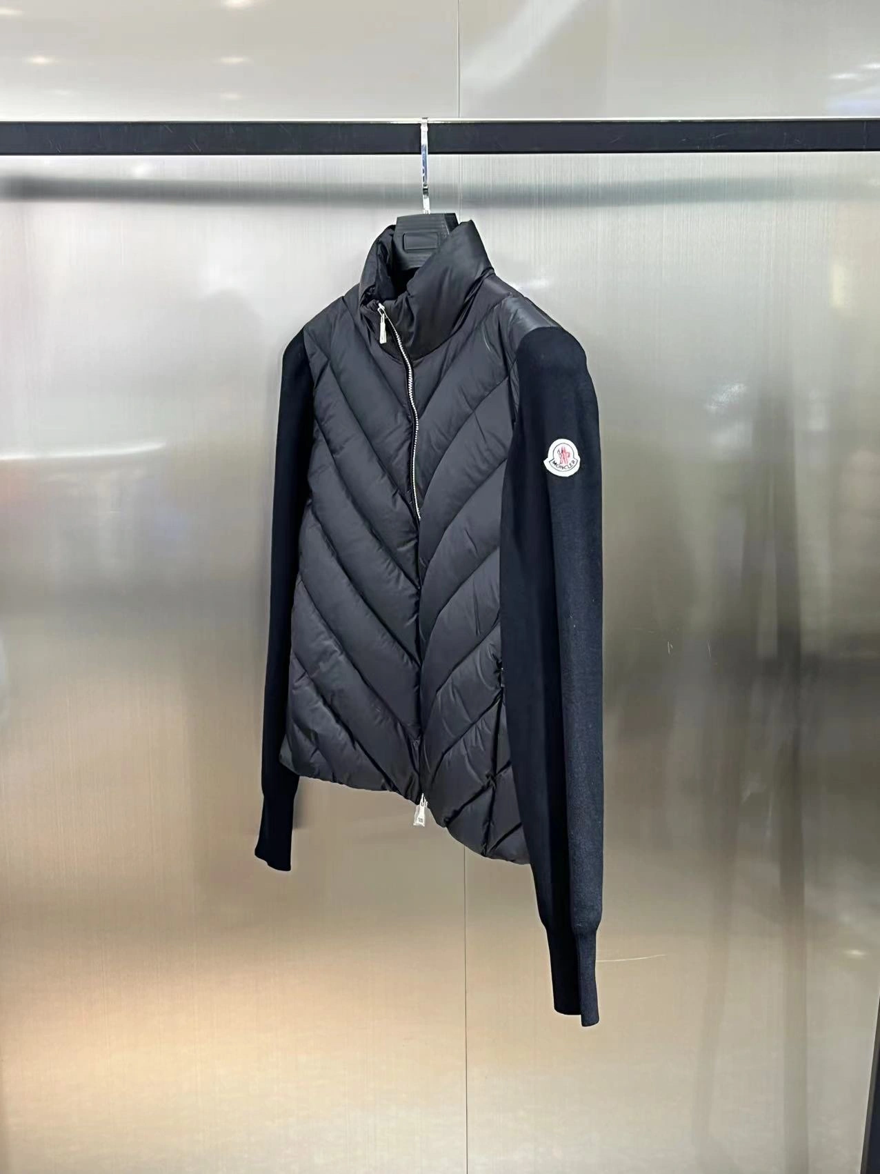 Durable Moncler Down Jackets 145517