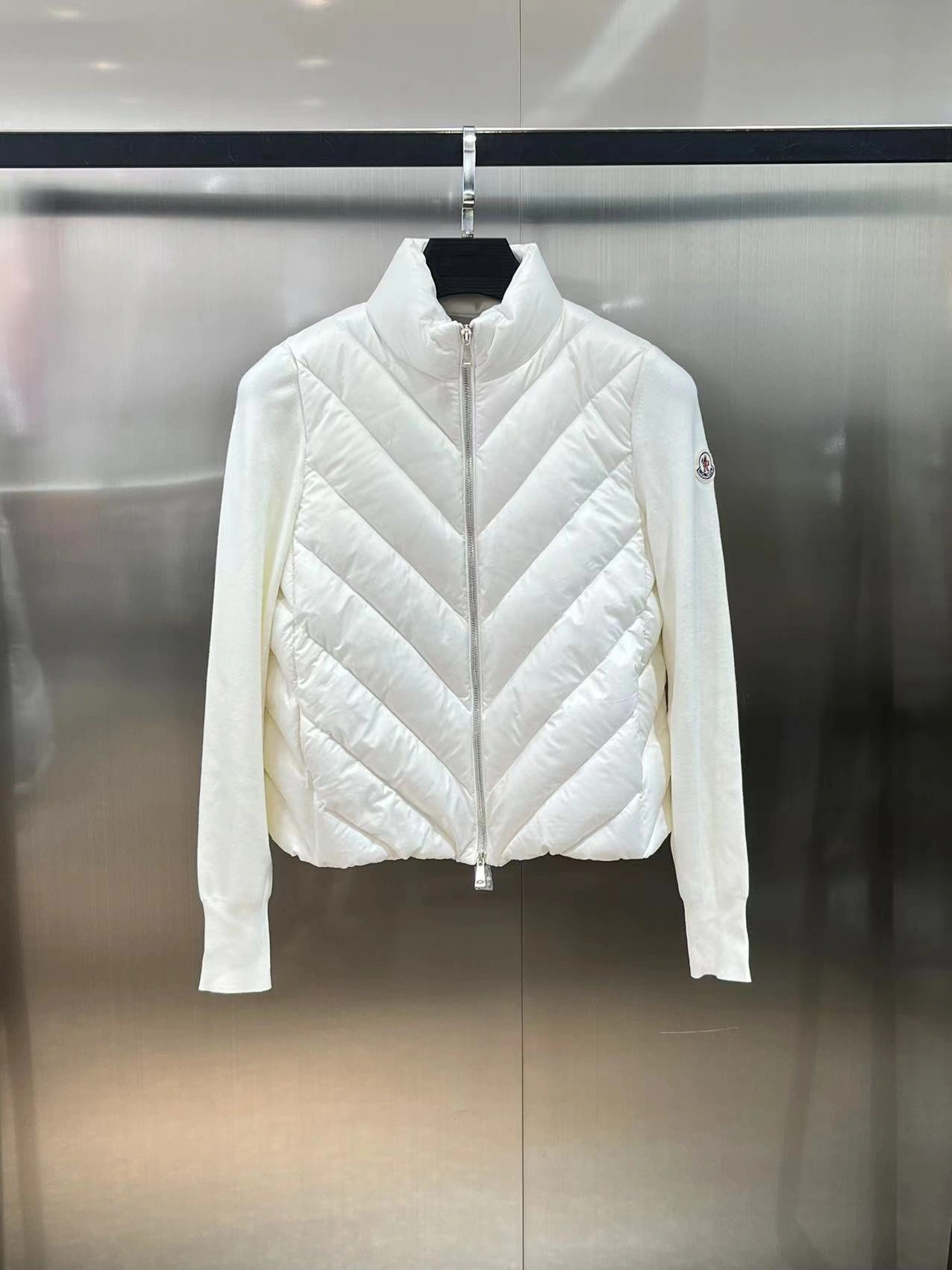 Moncler Down Jackets Timeless 145514