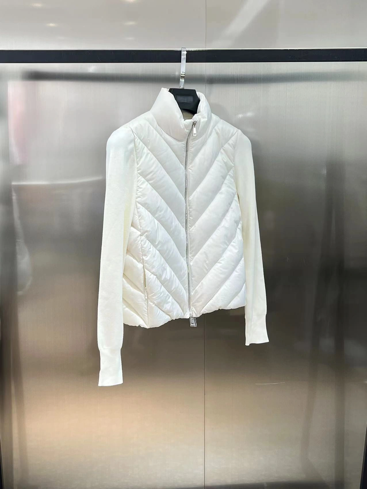 Moncler Down Jackets Timeless 145514