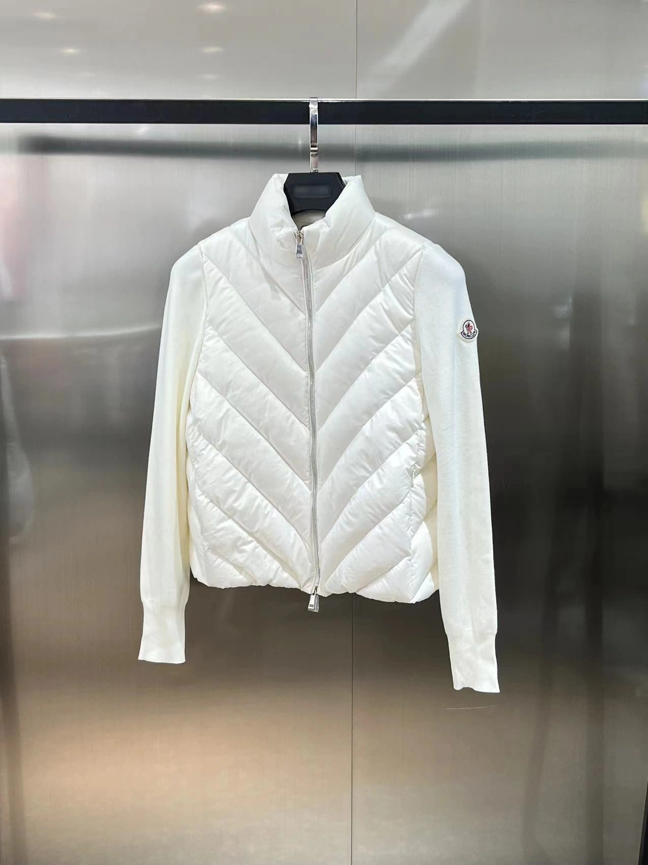 Moncler Down Jackets Timeless 145514