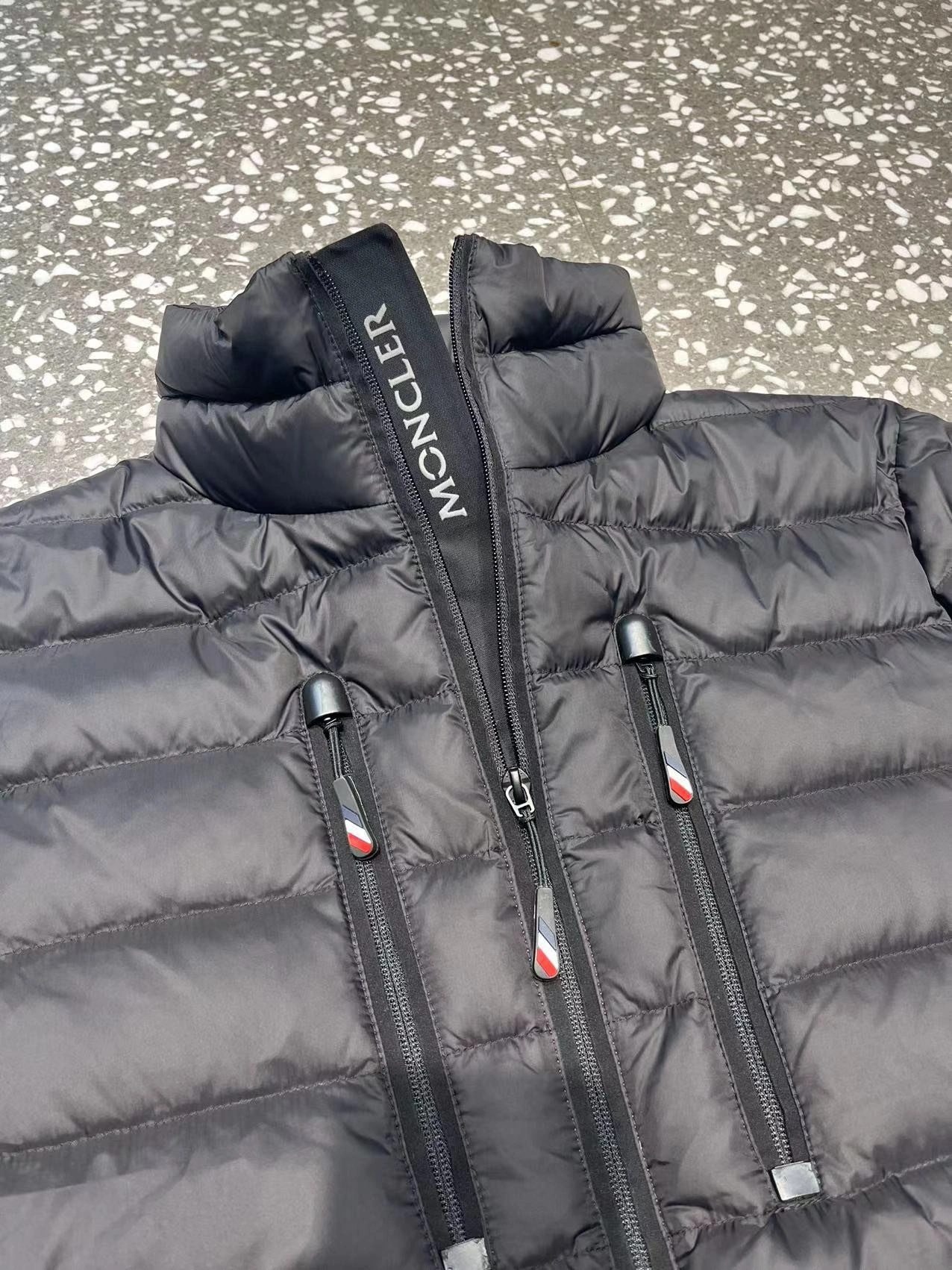UrbanStyle Moncler Down Jackets 145513
