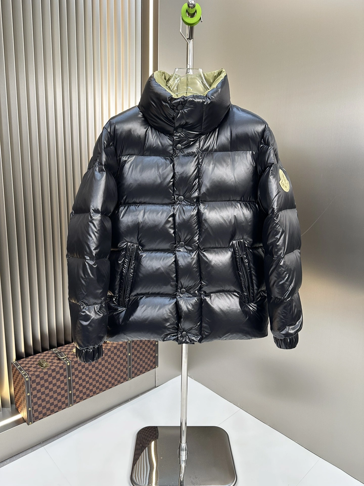 Moncler Down Jackets Bright 145491