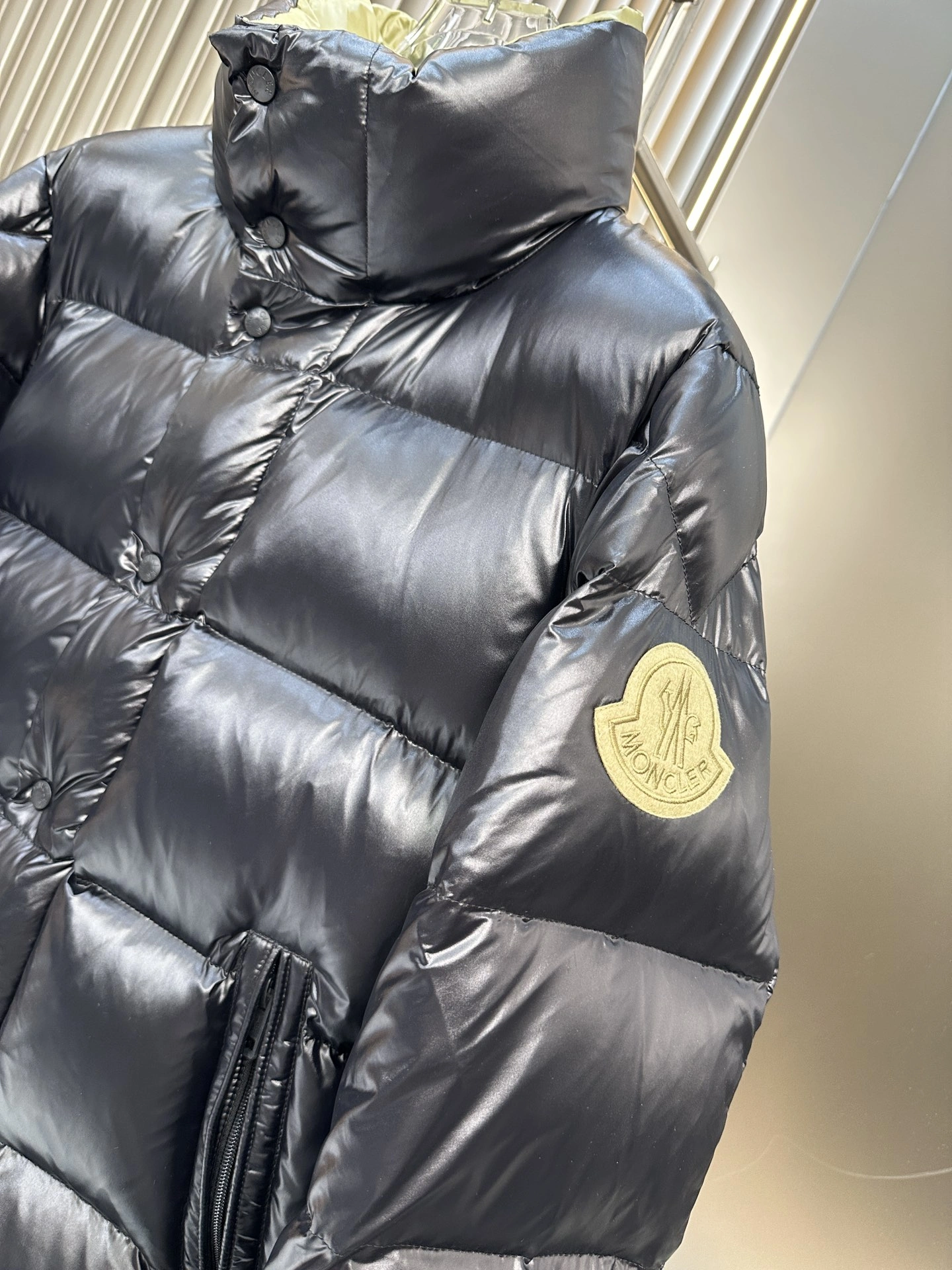Moncler Down Jackets Bright 145491