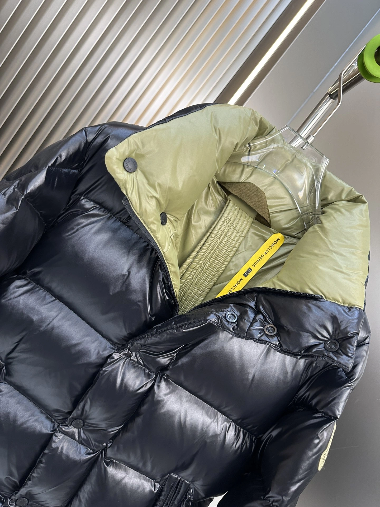 Moncler Down Jackets Bright 145491