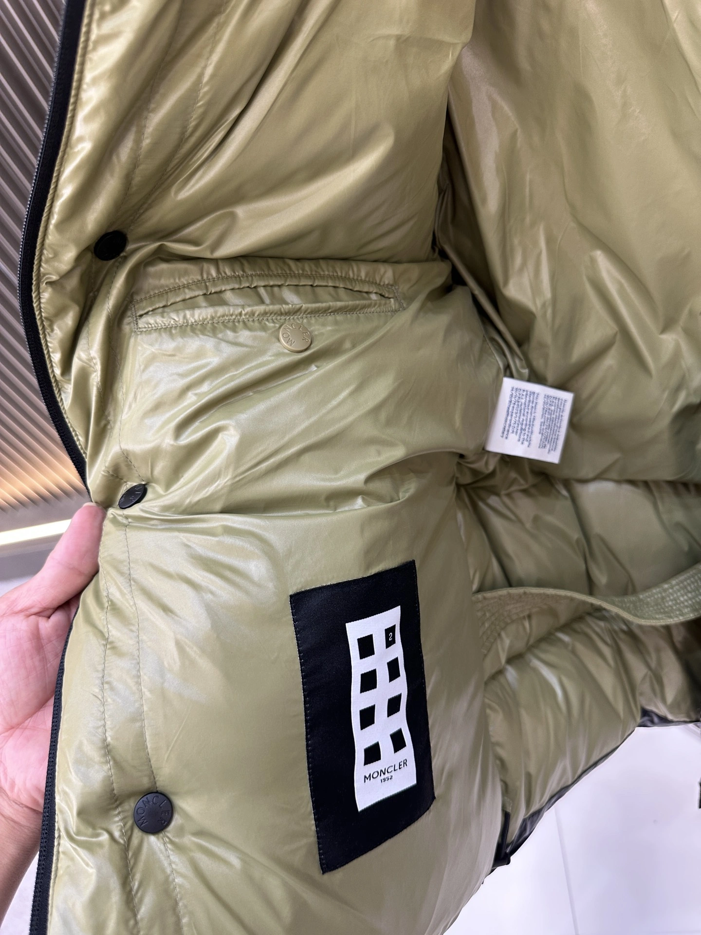 Moncler Down Jackets Bright 145491