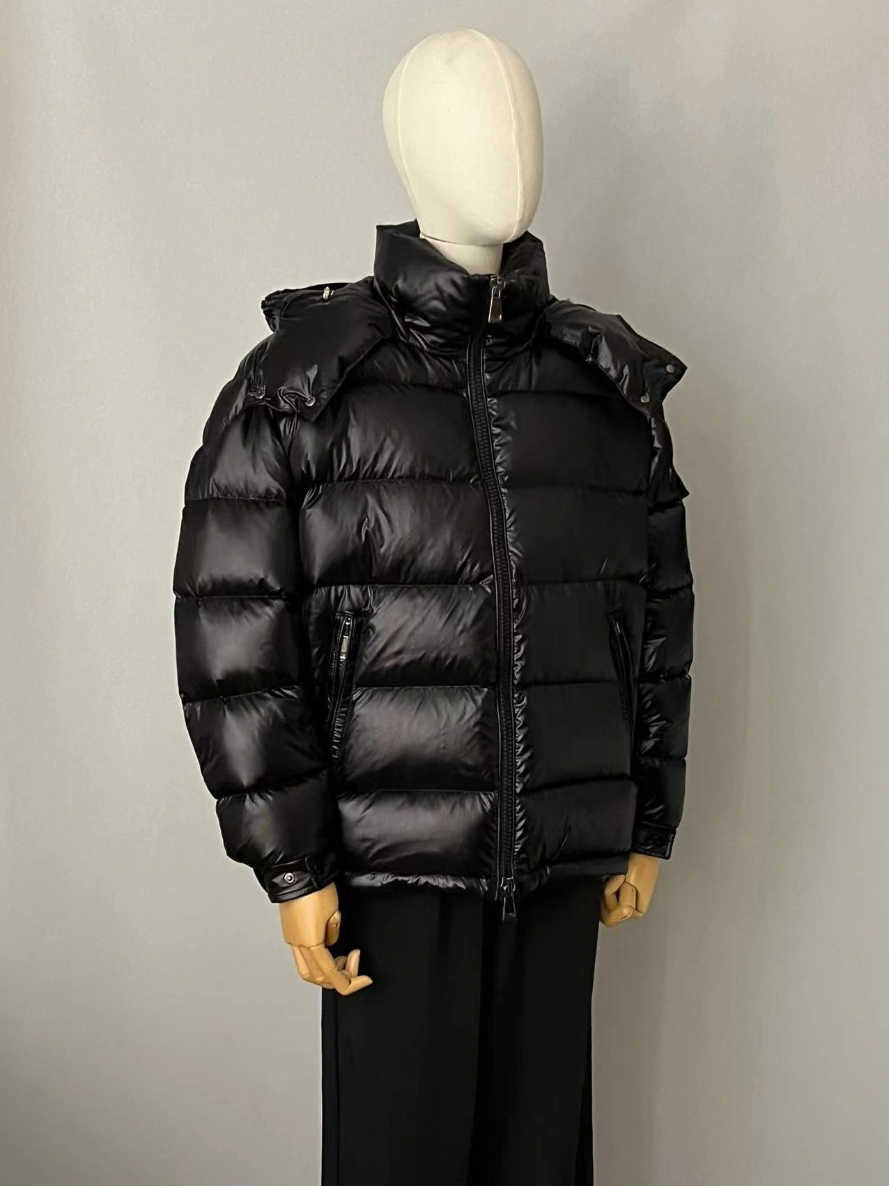Moncler Down Jackets WellDesigned 145483