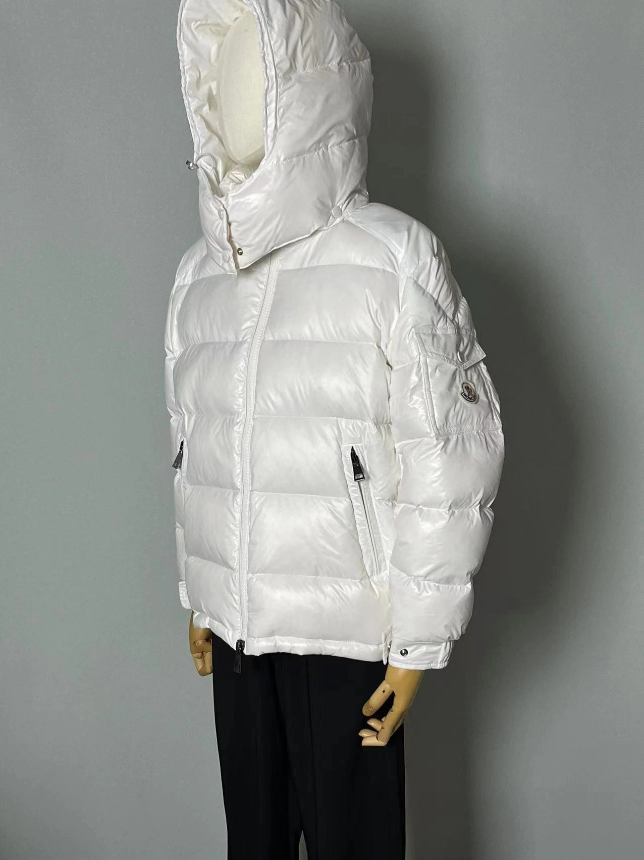Fashionable Moncler Down Jackets 145492