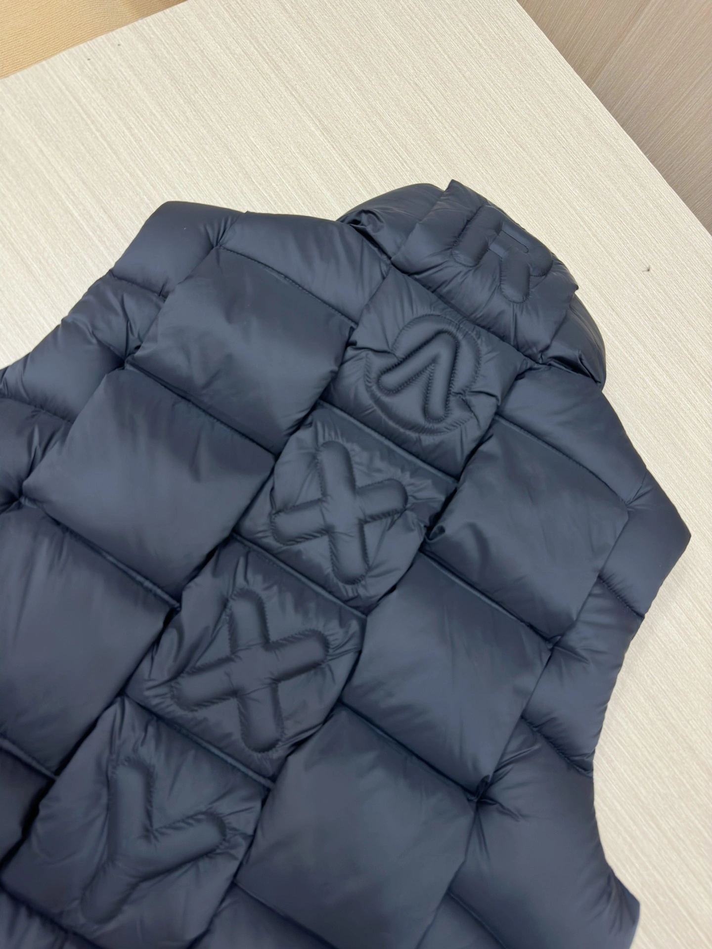 FlexibleFit Moncler Down Jackets 145512