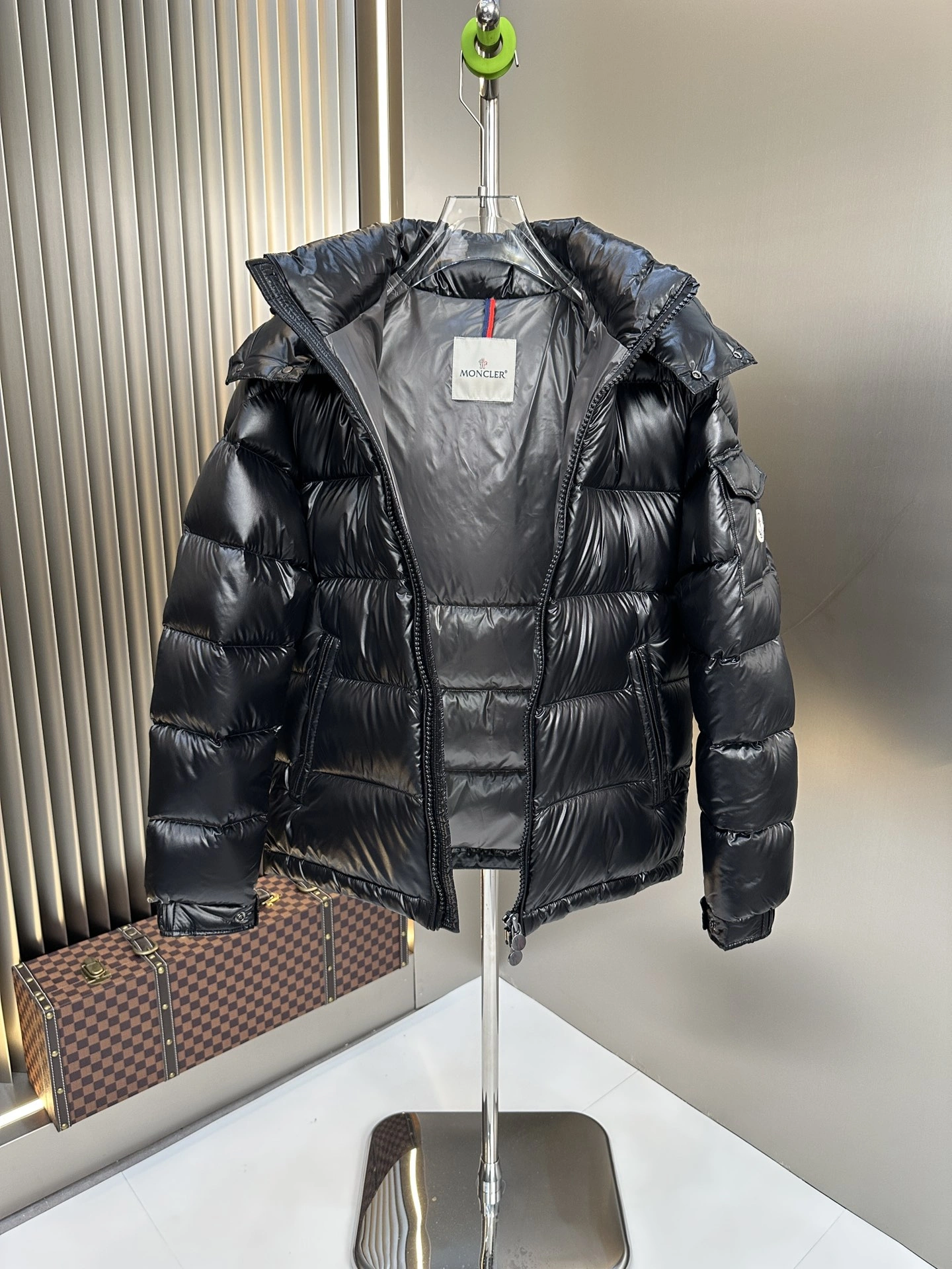 Moncler Down Jackets HighPerformance 145504