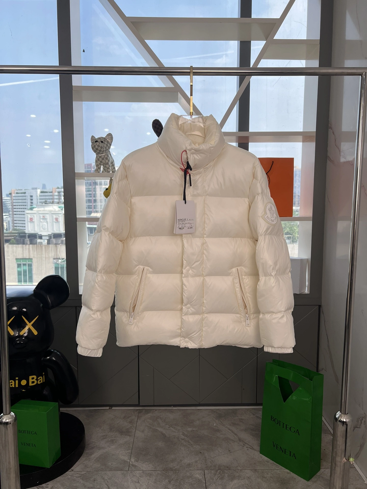 Moncler Down Jackets Durable 145493