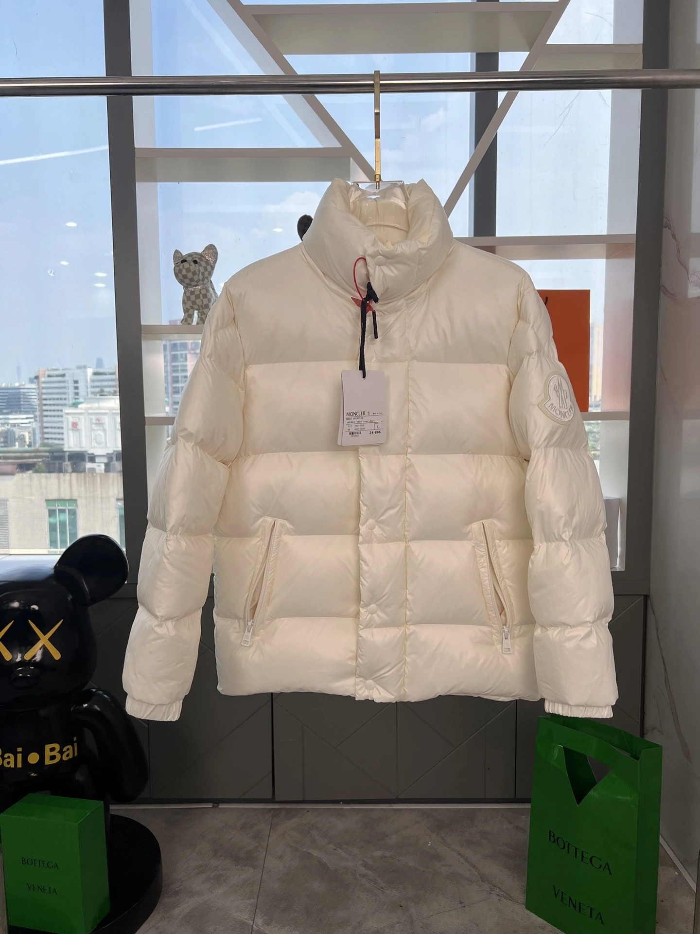 Moncler Down Jackets Durable 145493
