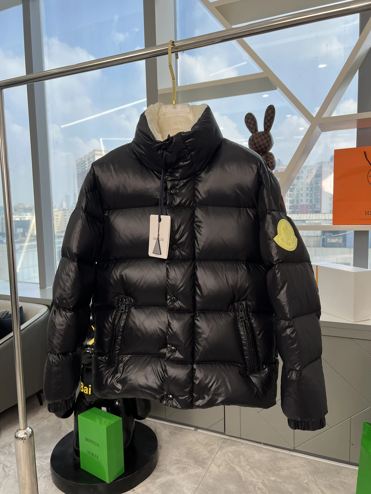 Moncler Down Jackets AllSeason 145494