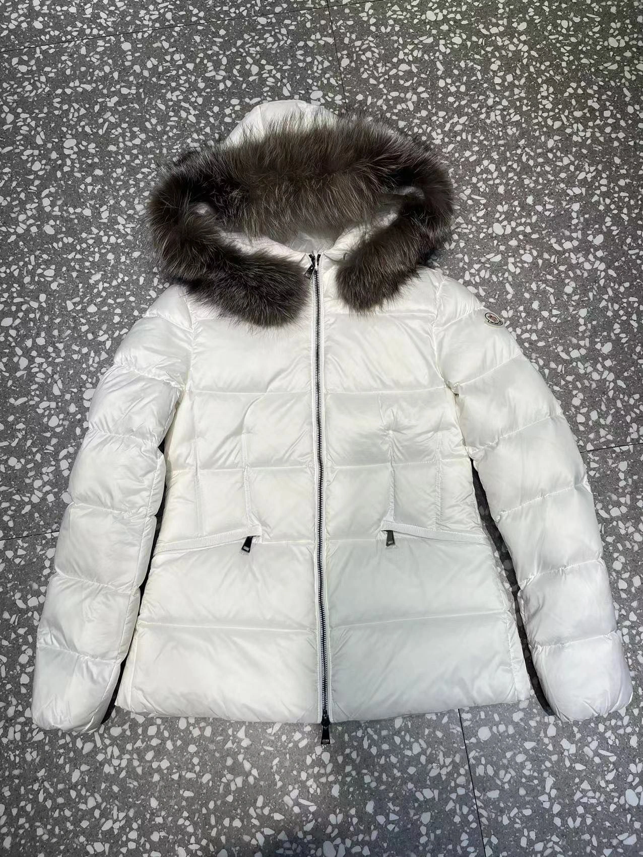 SunProtective Moncler Down Jackets 145480