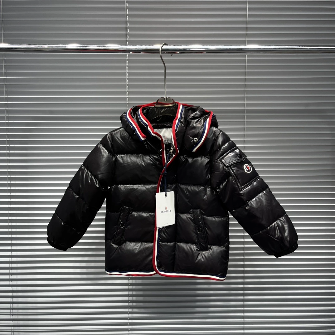 Seasonal Moncler Down Jackets 145485