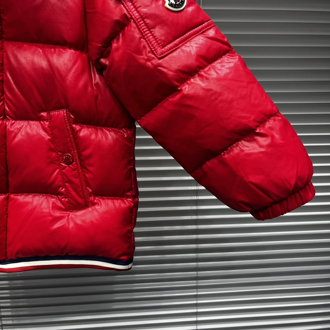 Moncler Down Jackets Stylish 145502