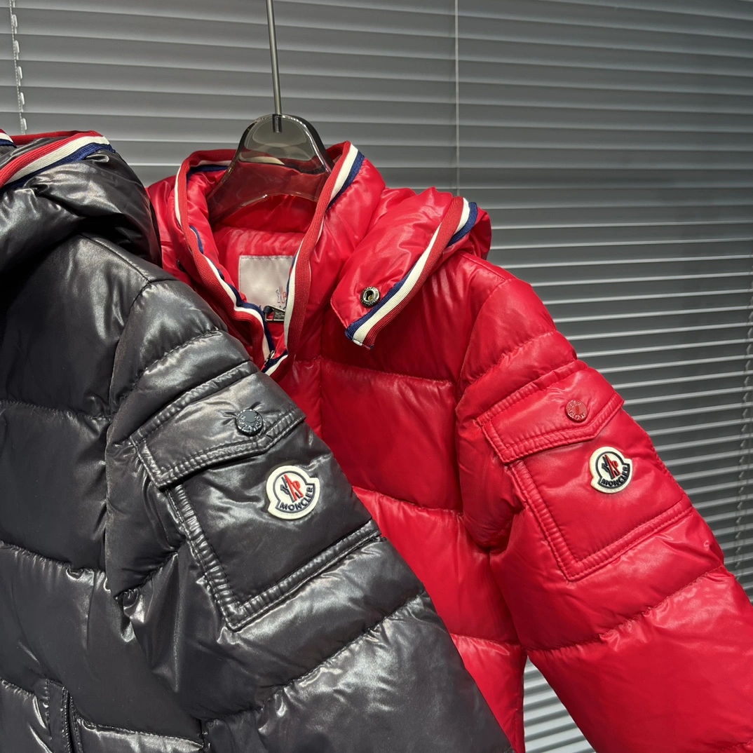 Moncler Down Jackets Stylish 145502