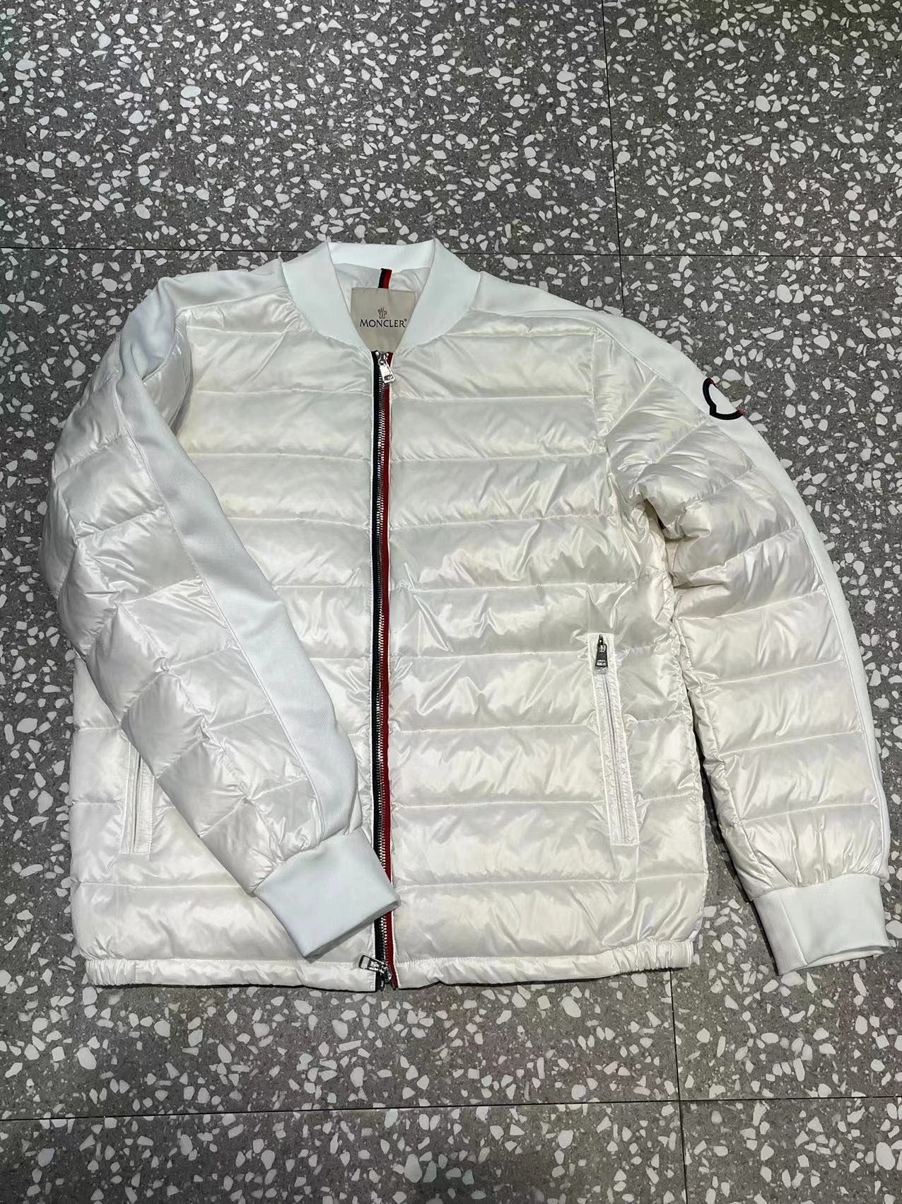 WaterResistant Moncler Down Jackets 145479