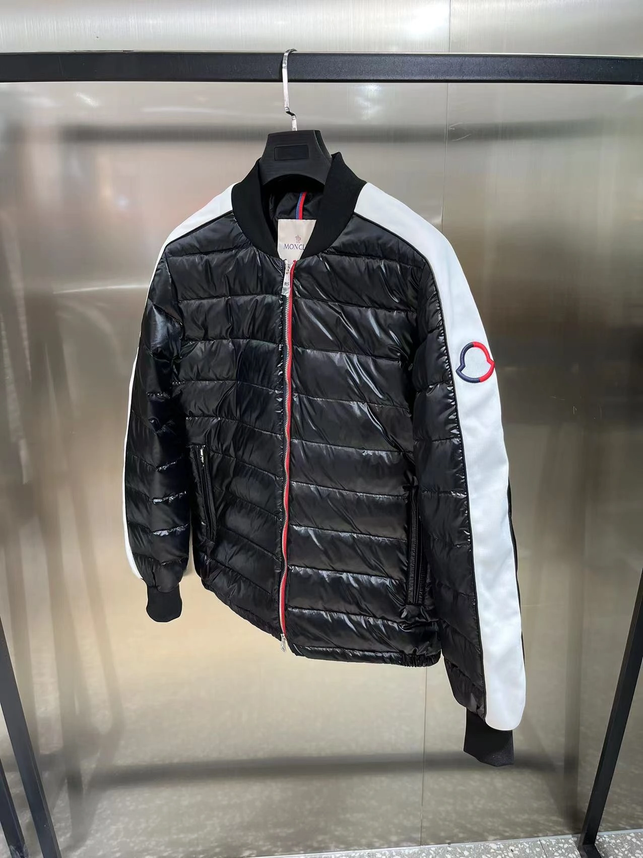 Fashionable Moncler Down Jackets 145486