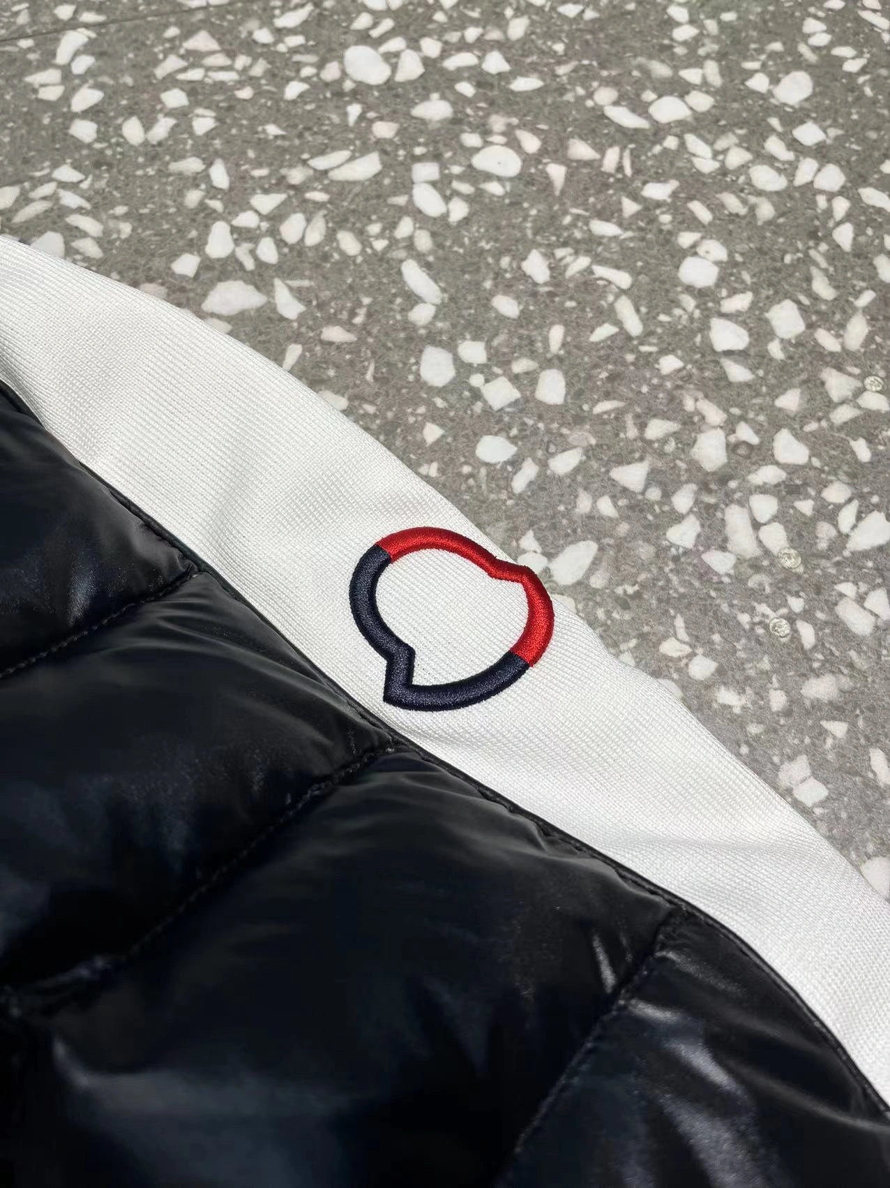 Fashionable Moncler Down Jackets 145486