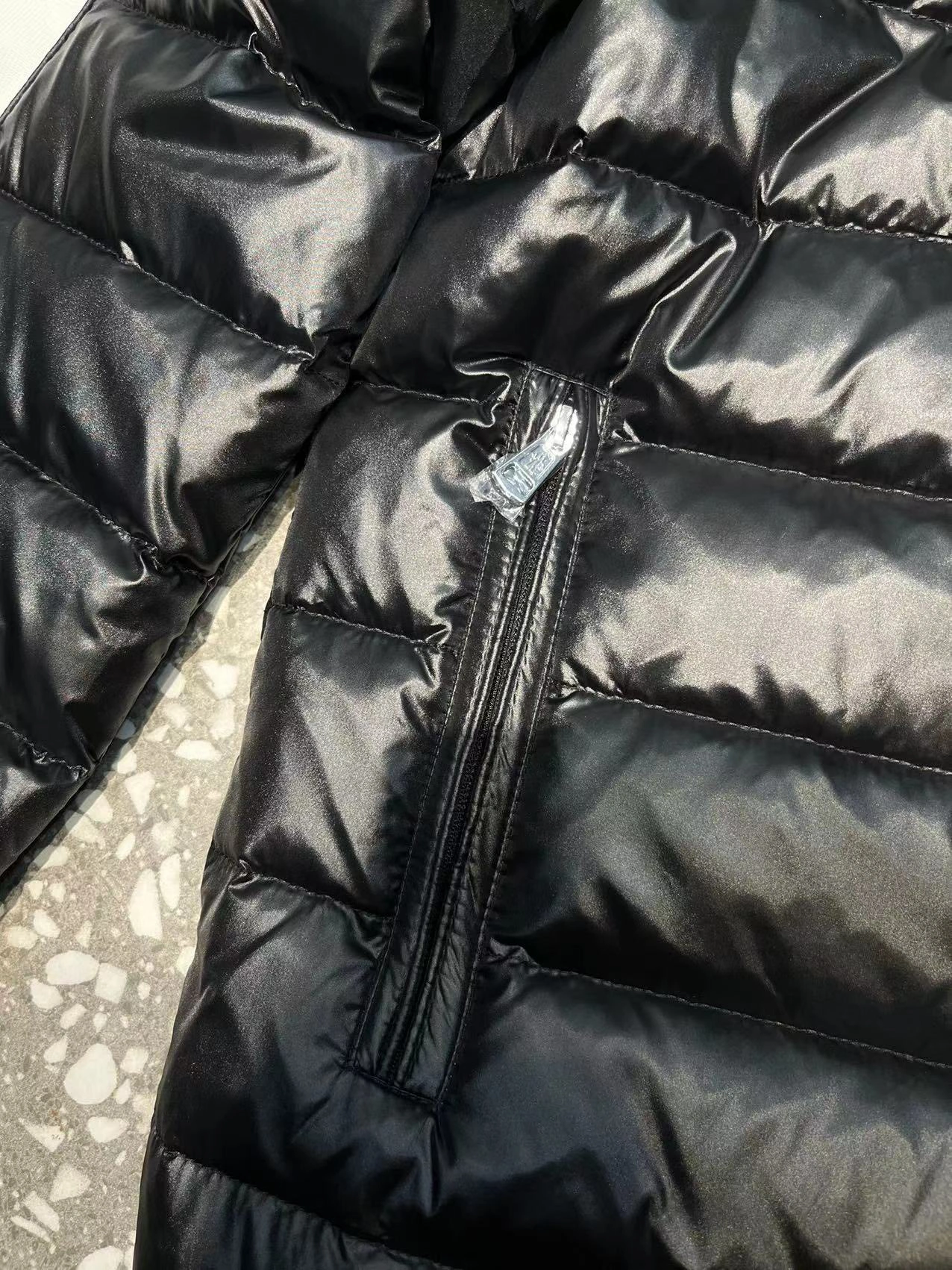 Fashionable Moncler Down Jackets 145486
