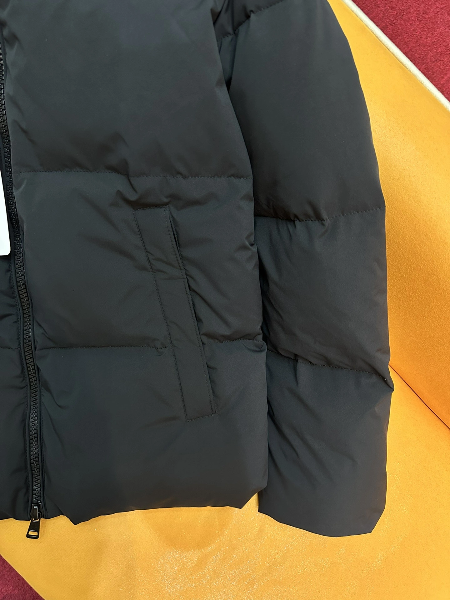 Breathable Moncler Down Jackets 145499