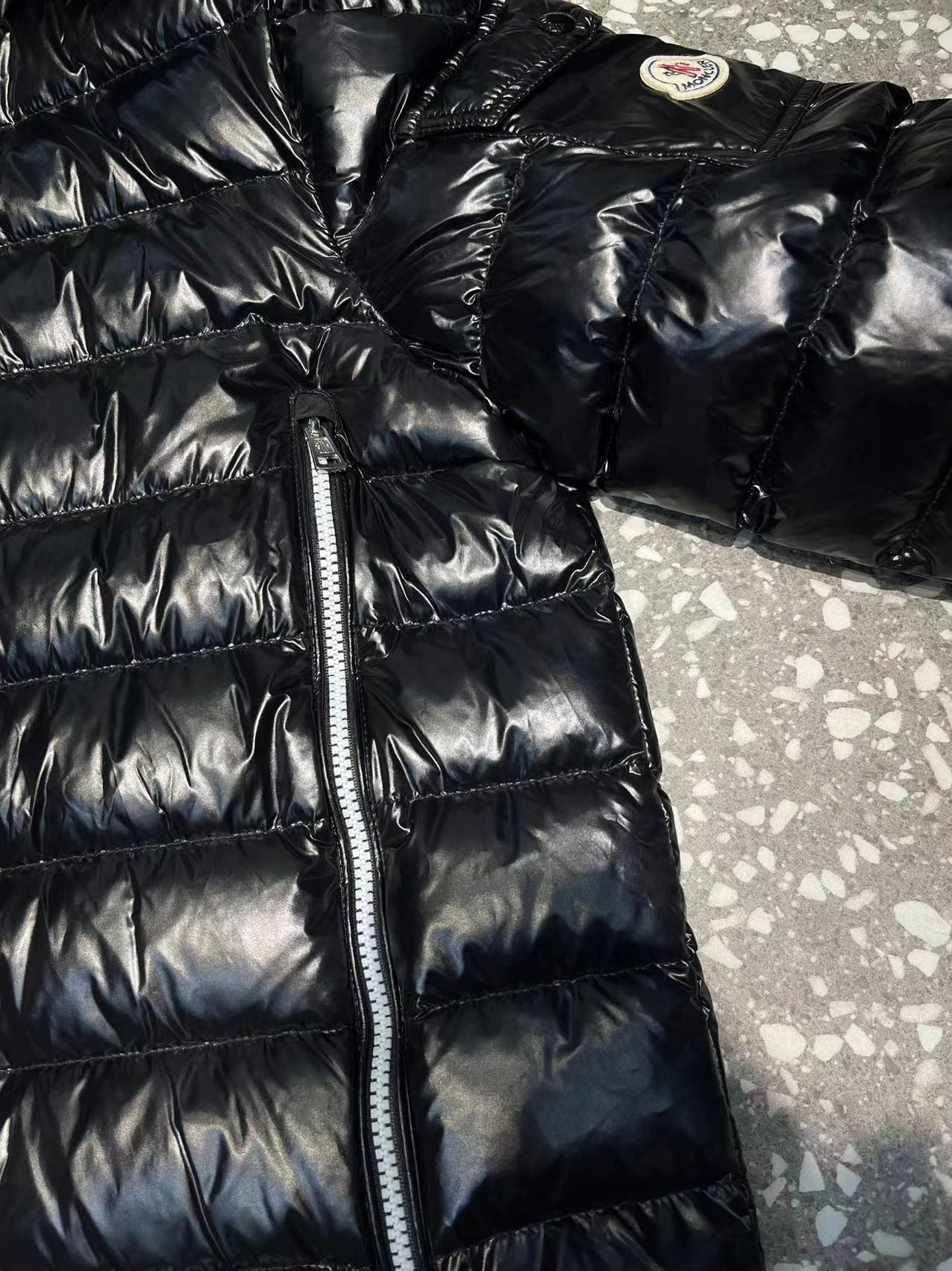 Moncler Down Jackets OdorResistant 145490
