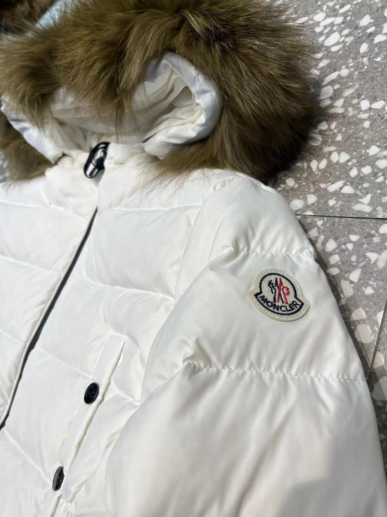 Sophisticated Moncler Down Jackets 145478