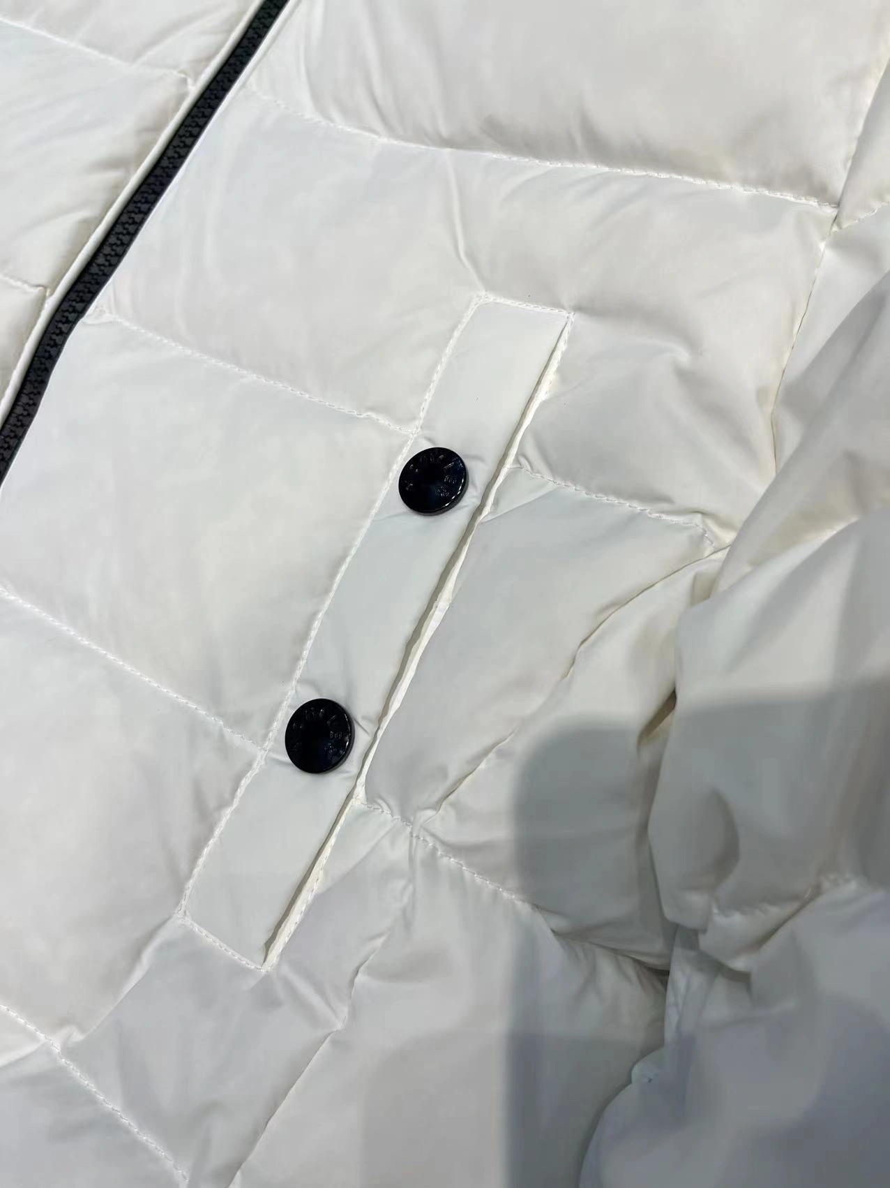 Sophisticated Moncler Down Jackets 145478