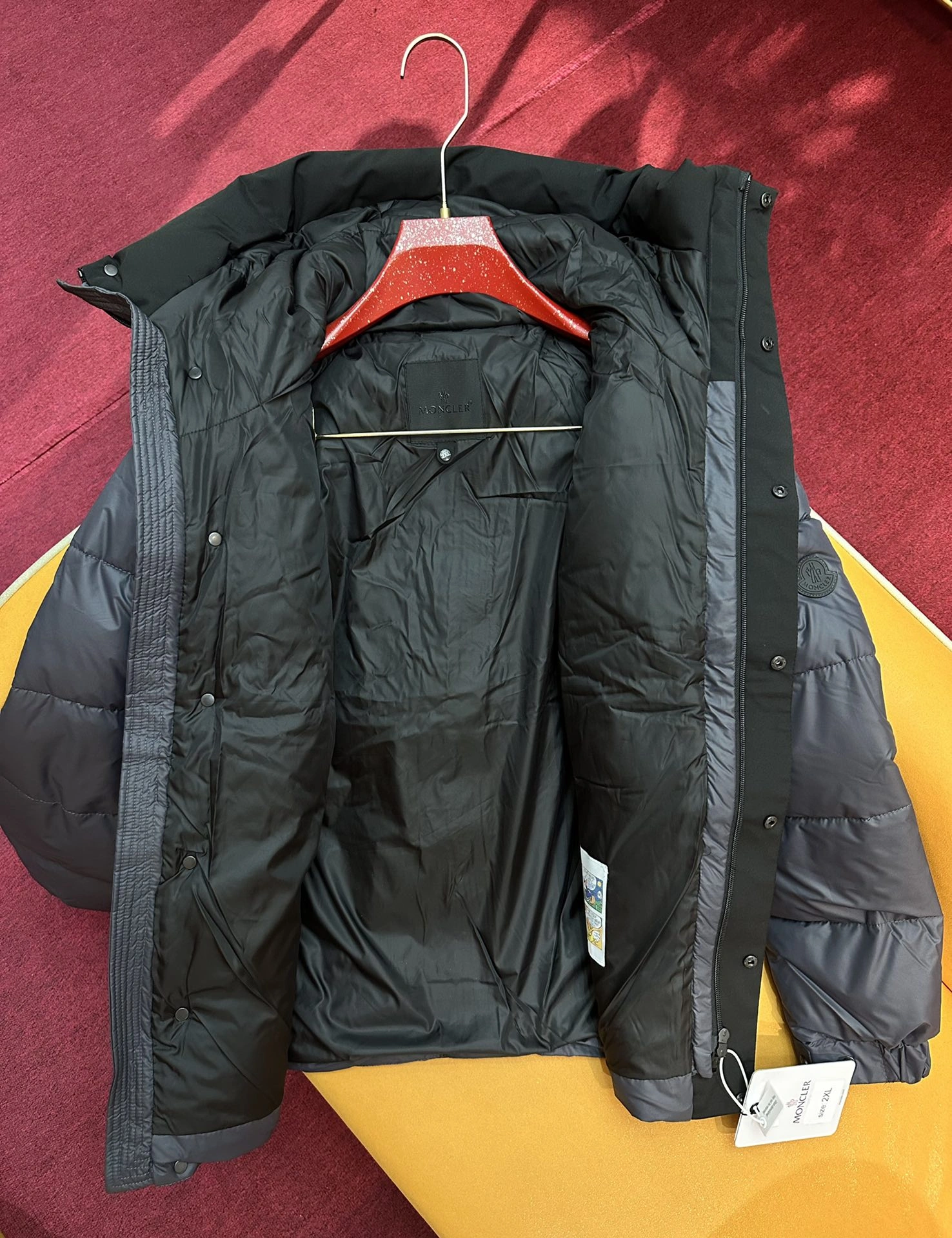 OnTrend Moncler Down Jackets 145477