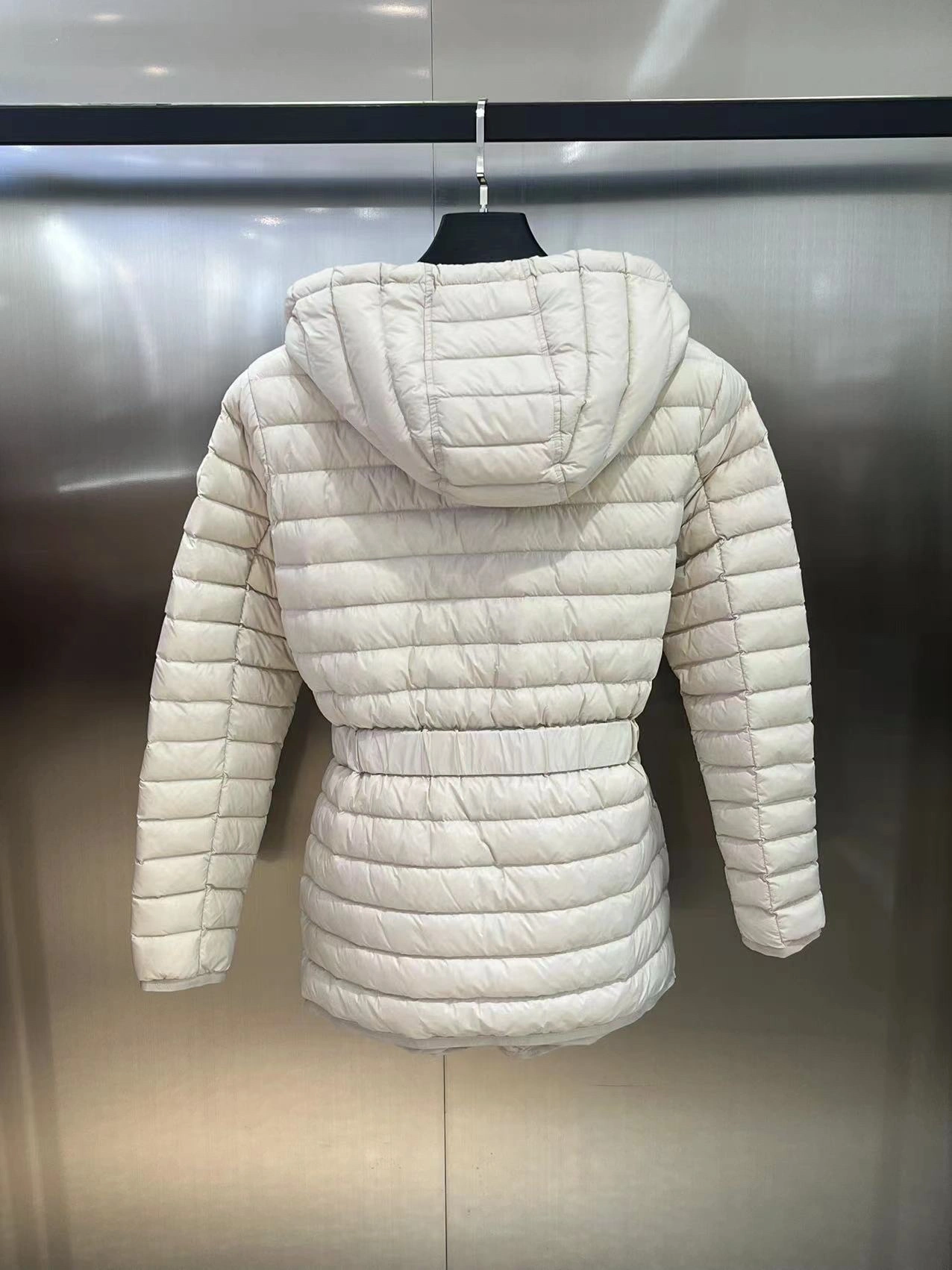 Bold Moncler Down Jackets 145474