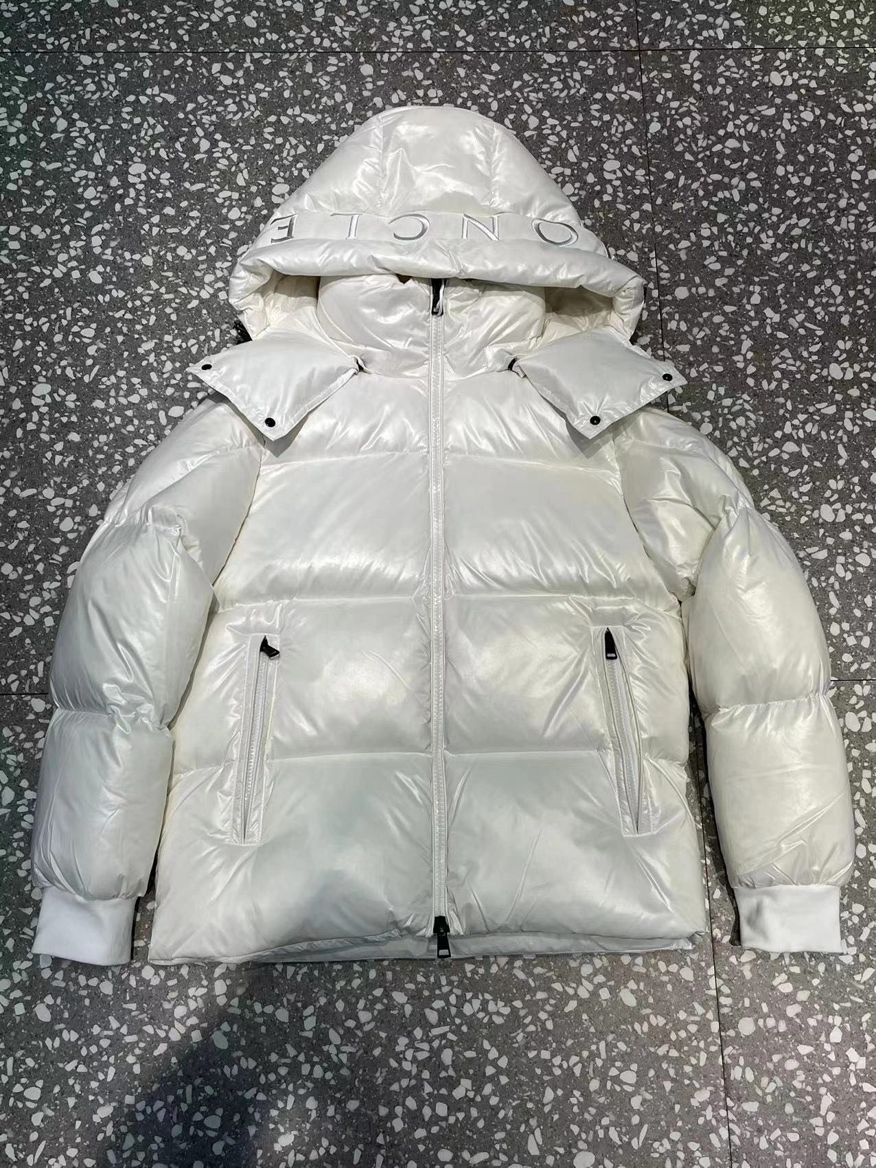Moncler Down Jackets BestValue 145471