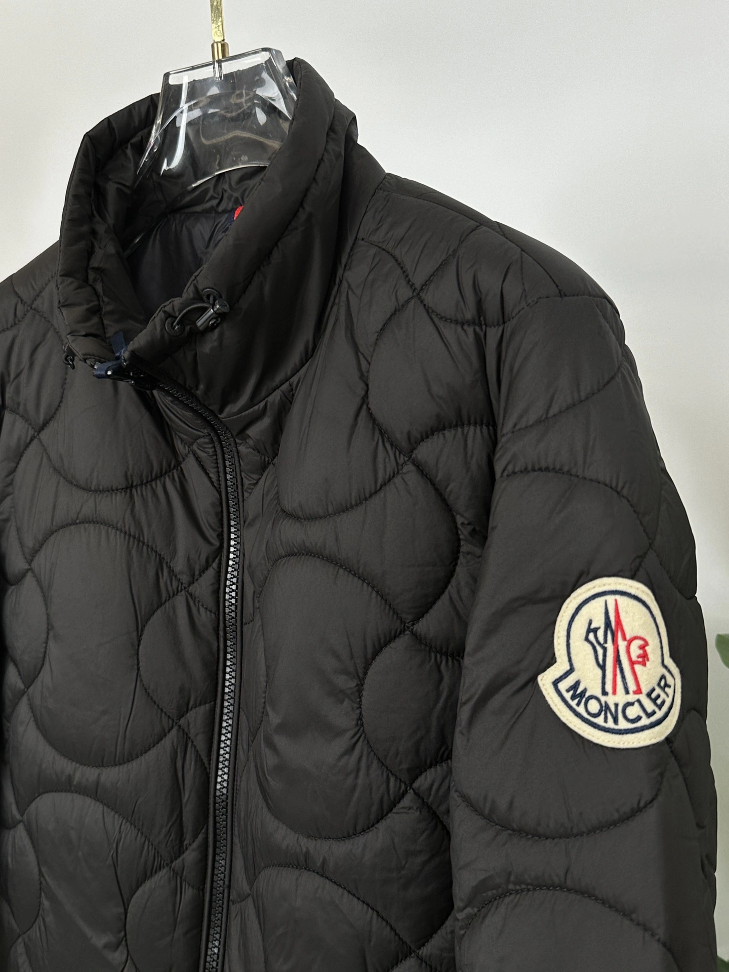 Casual Moncler Down Jackets 145469