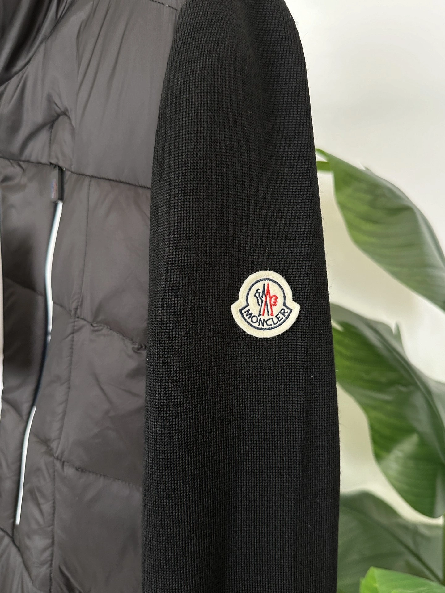Moncler Down Jackets FlexibleFit 145461