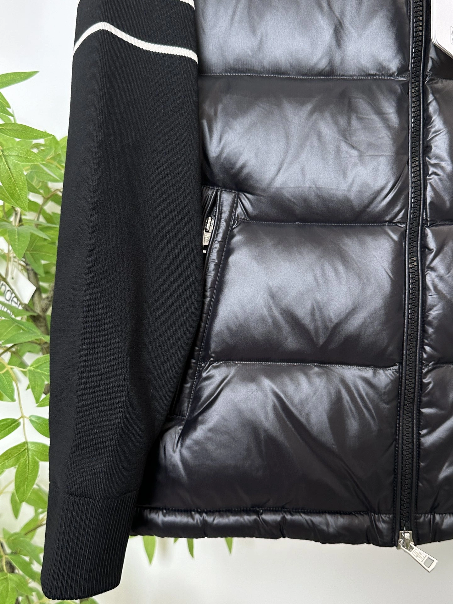 Affordable Moncler Down Jackets 145467
