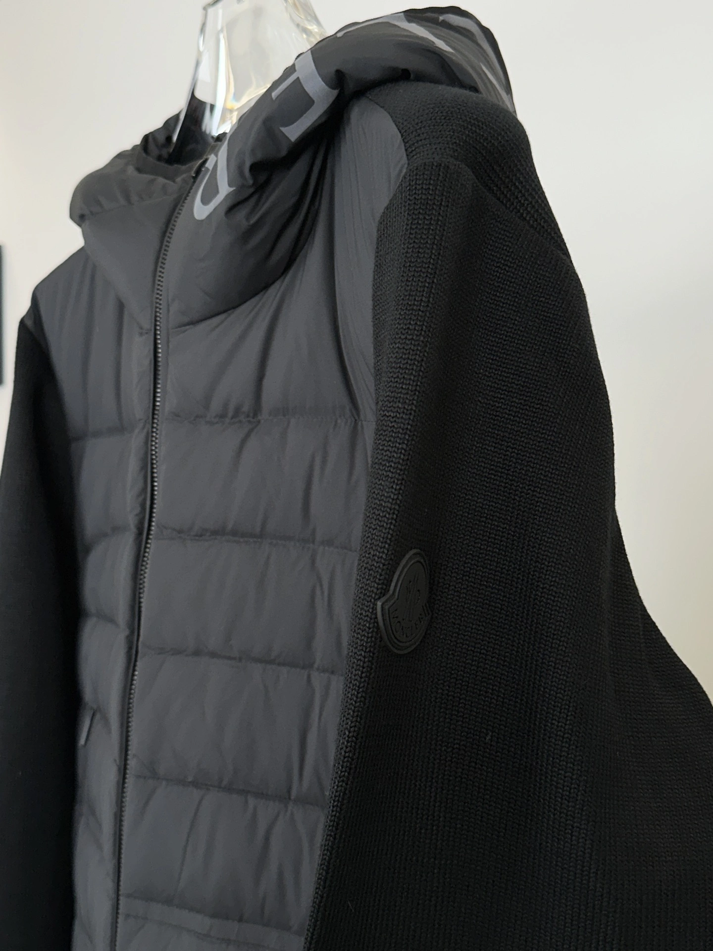 Durable Moncler Down Jackets 145468