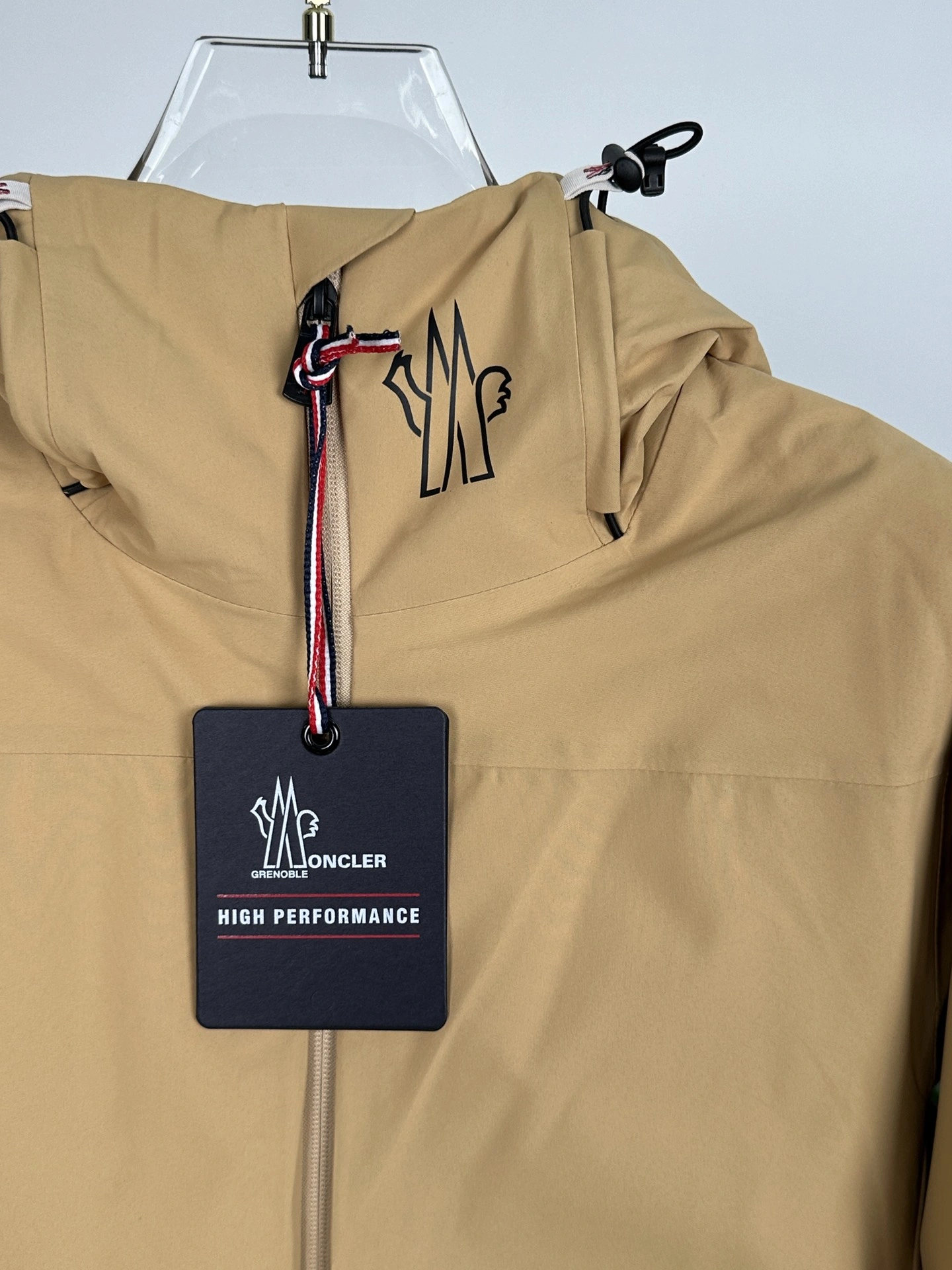 Durable Moncler Down Jackets 145465